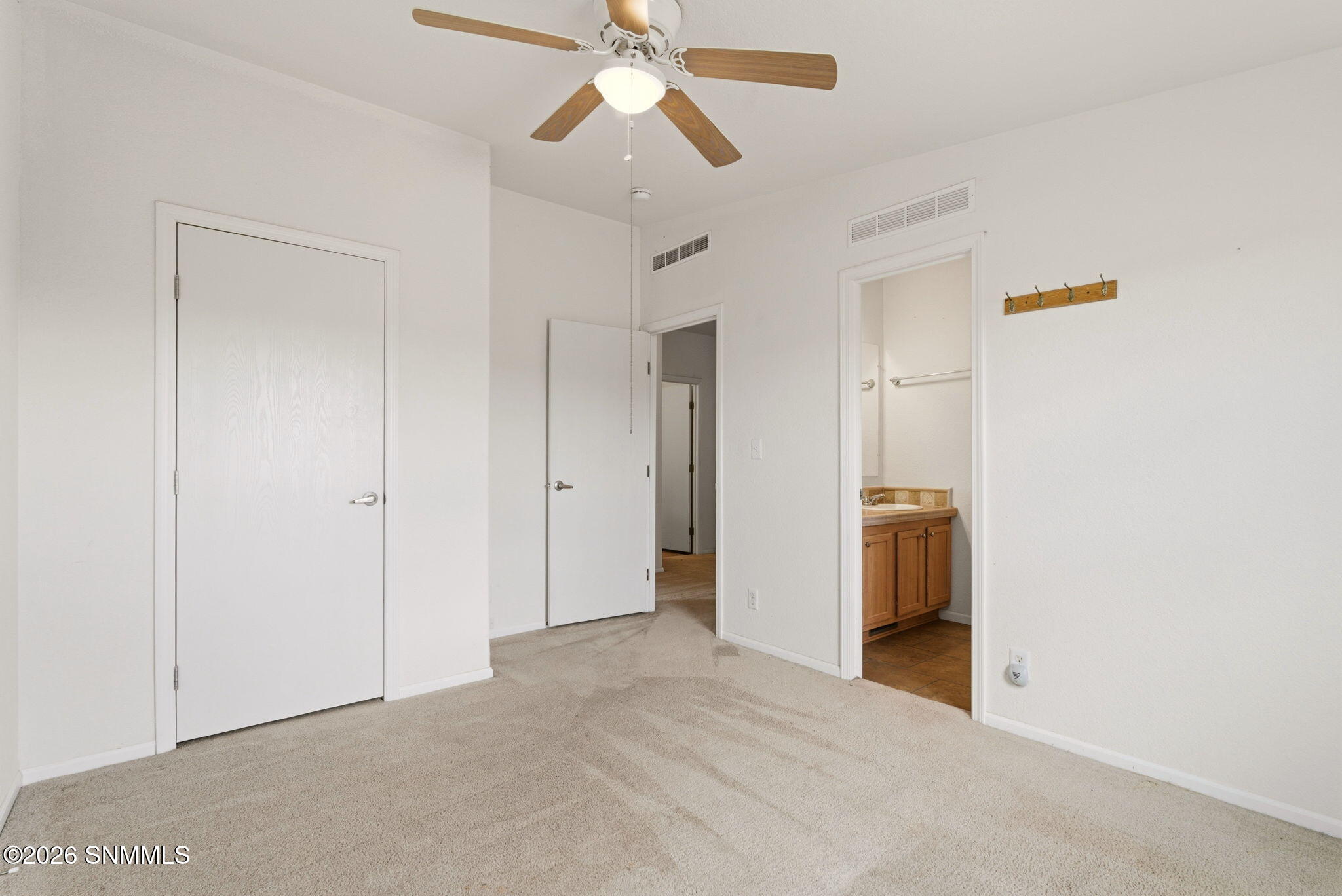 22-web-or-mls-12285-mcrae-ave