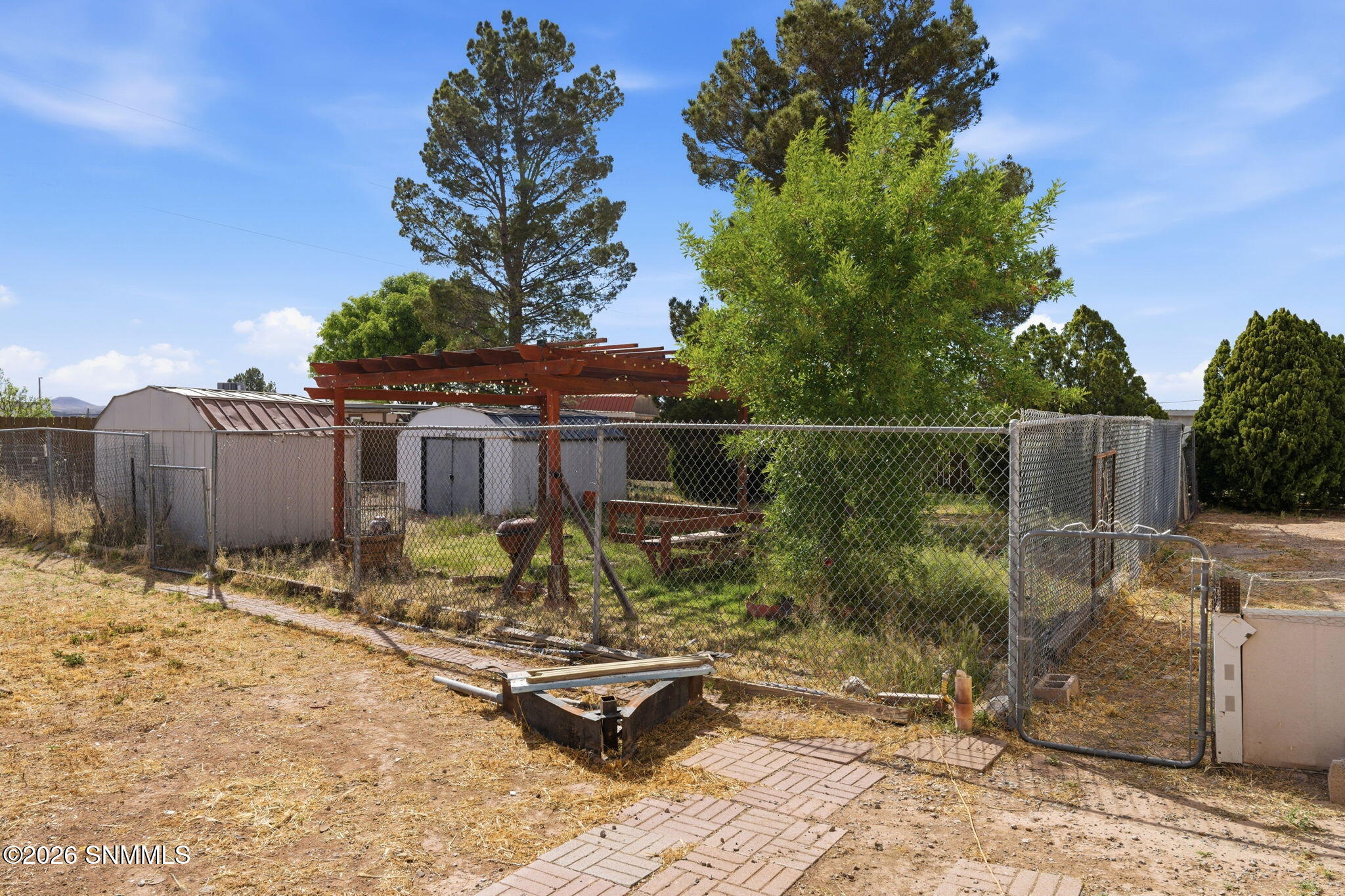 31-web-or-mls-12285-mcrae-ave