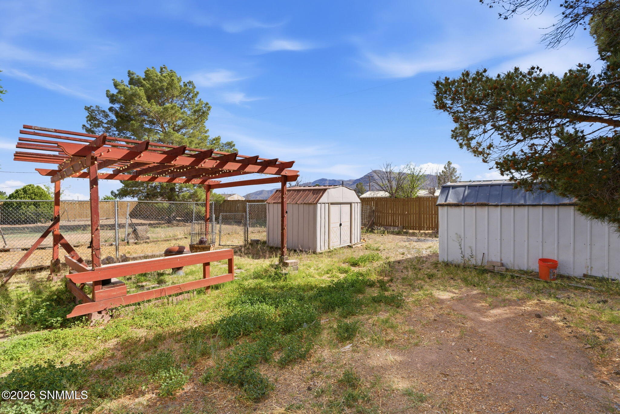 32-web-or-mls-12285-mcrae-ave