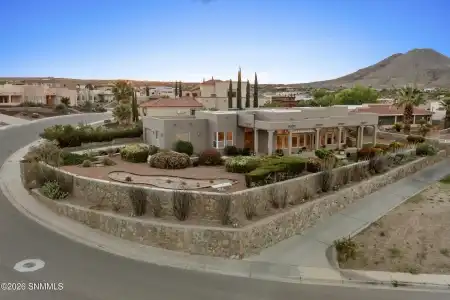 6884 Via Emma, Las Cruces, New Mexico 88007, 3 Bedrooms Bedrooms, ,3 BathroomsBathrooms,Residential,For Sale,Via Emma,2601184