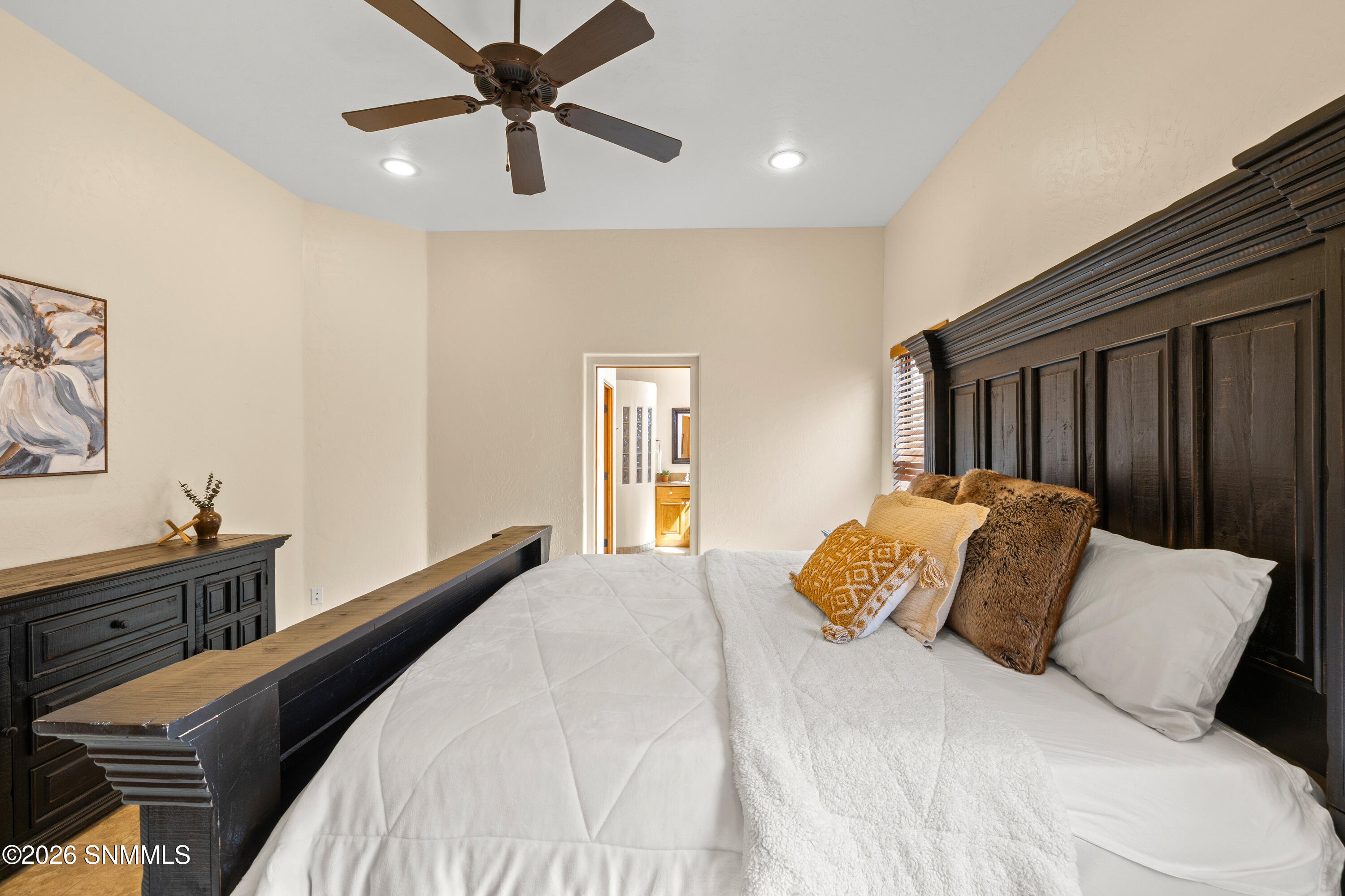 1543-Fairway-Village-MLS-Camera-Guy-26