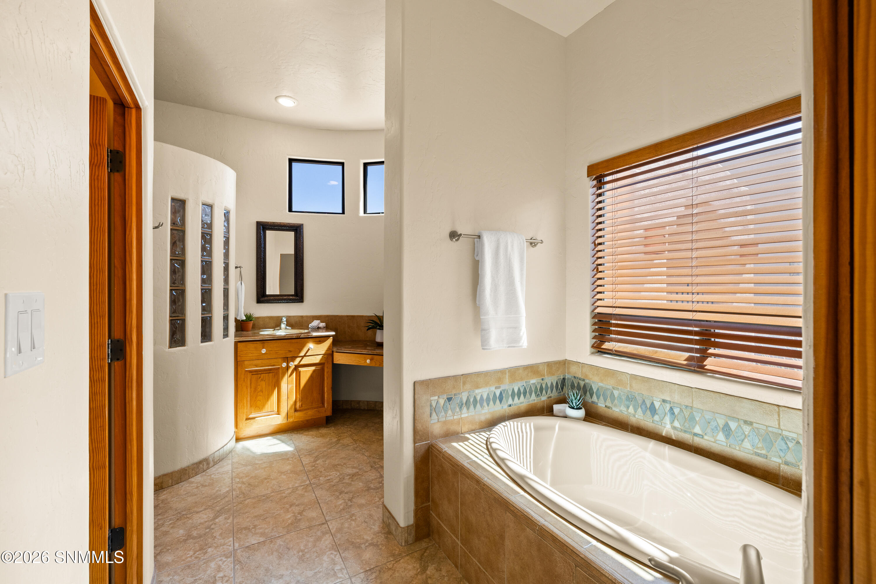 1543-Fairway-Village-MLS-Camera-Guy-28