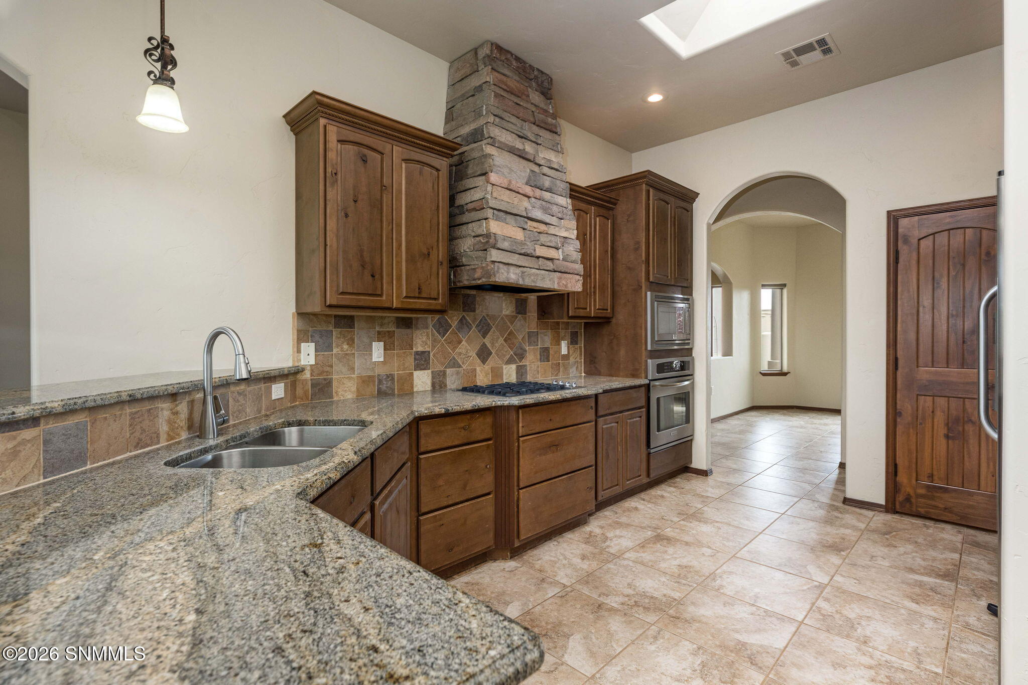 19-web-or-mls-Snappin Homes (Penasco2508