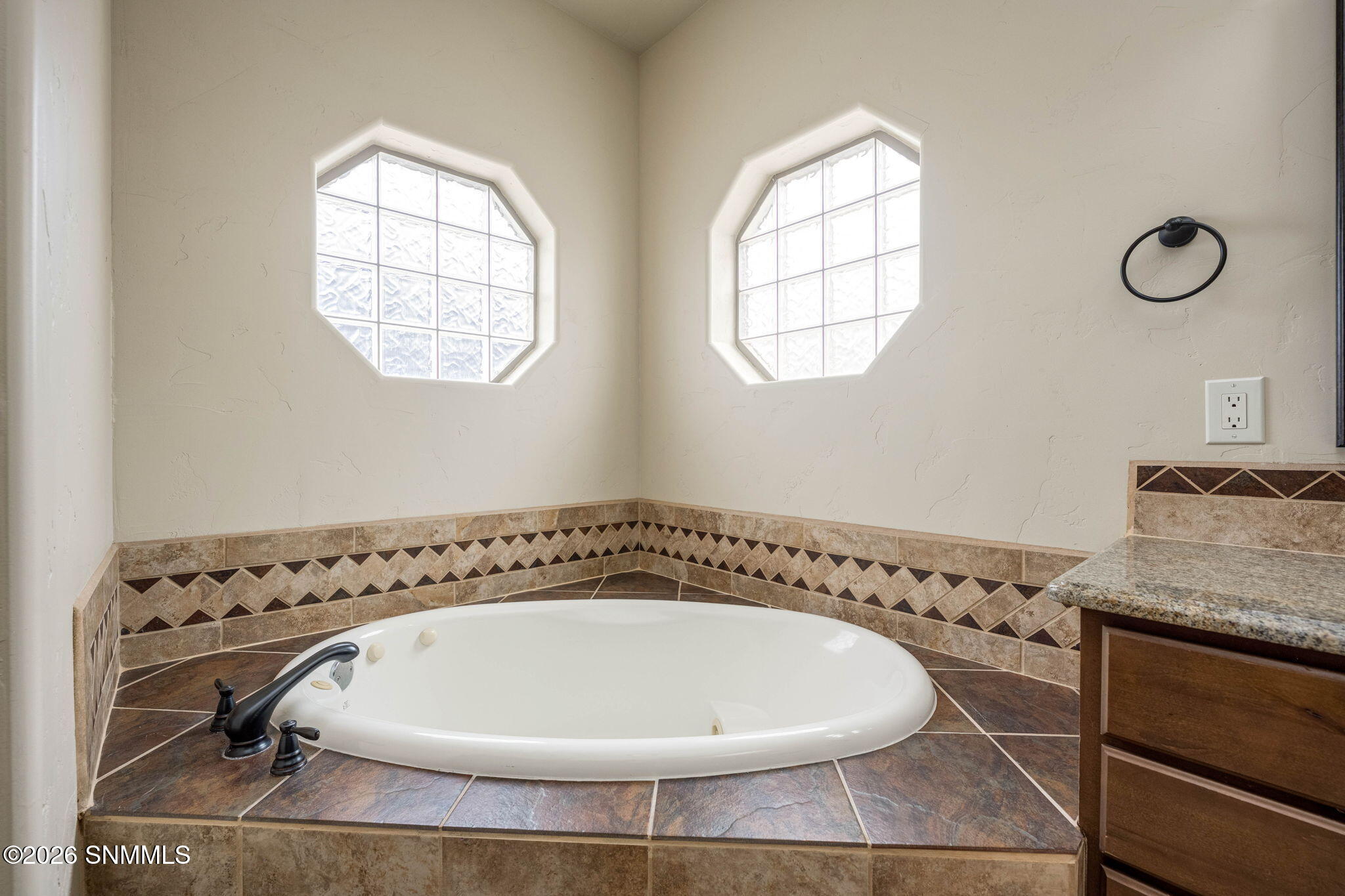 32-web-or-mls-Snappin Homes (Penasco2508