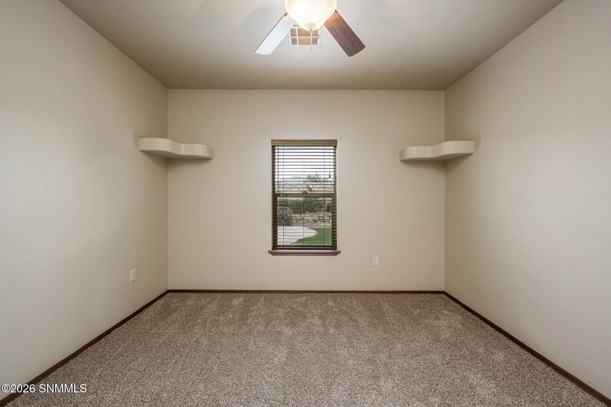 40-web-or-mls-Snappin Homes (Penasco2508