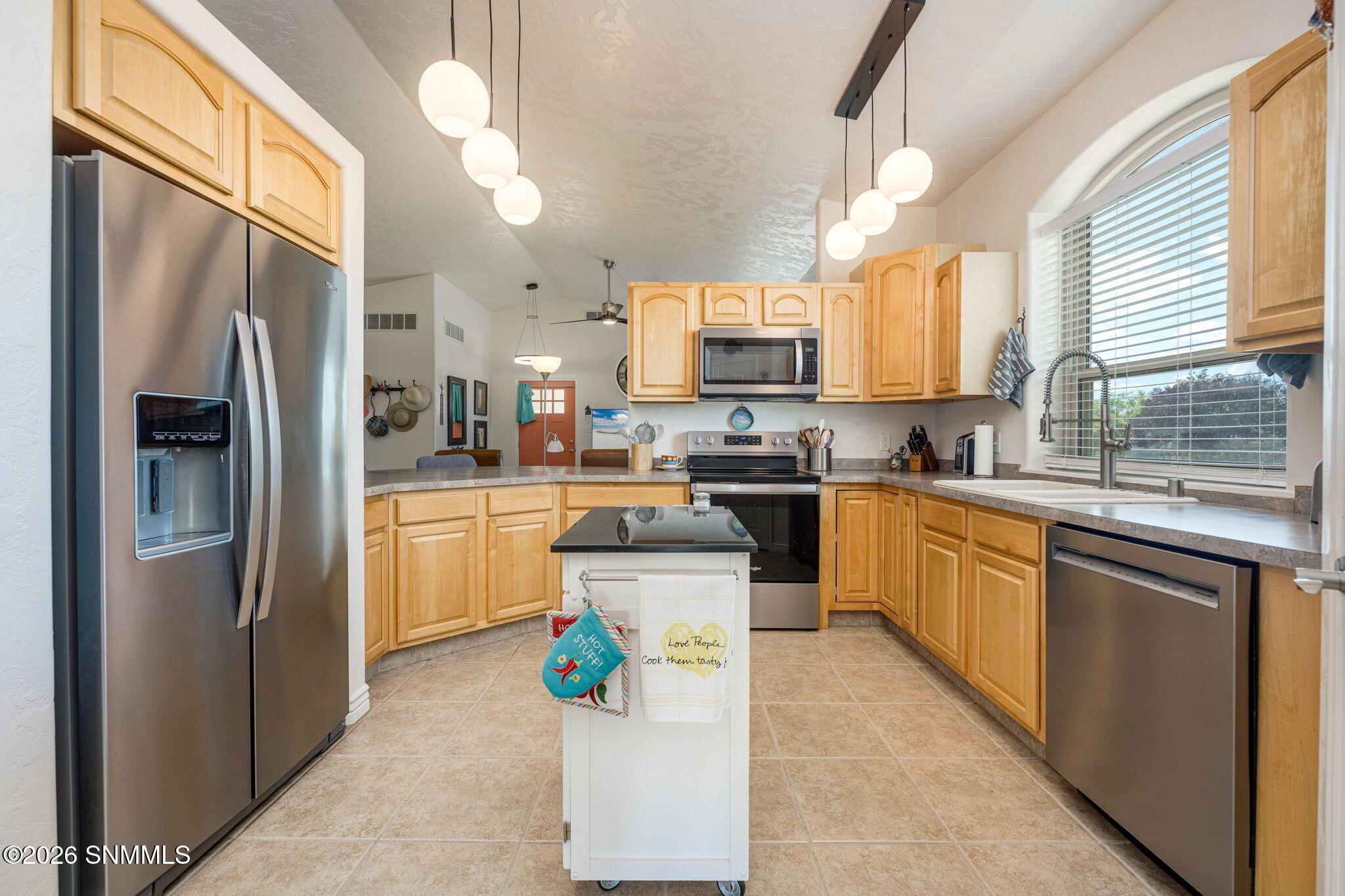 13-web-or-mls-Snappin Homes (Nemesh4074)