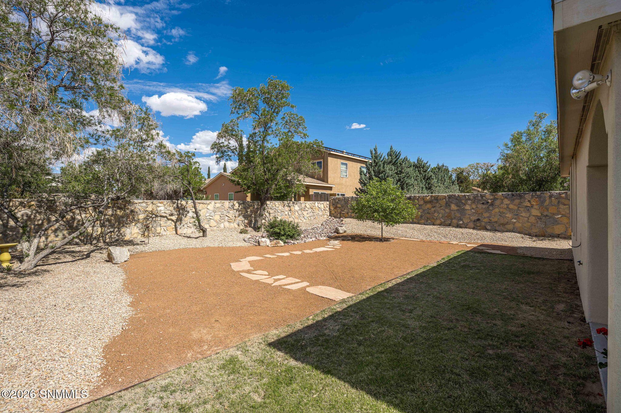 35-web-or-mls-Snappin Homes (Nemesh4074)