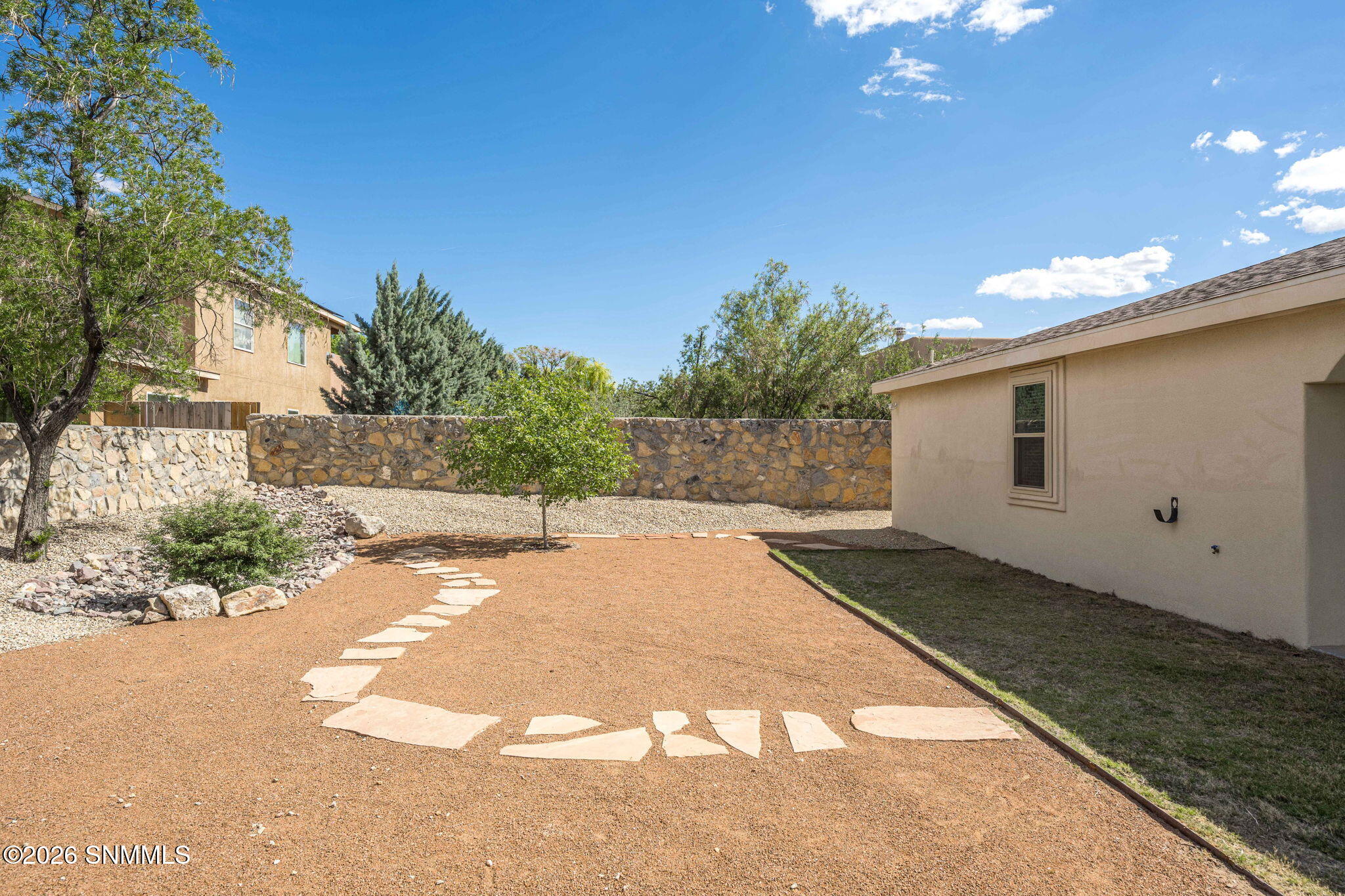 36-web-or-mls-Snappin Homes (Nemesh4074)