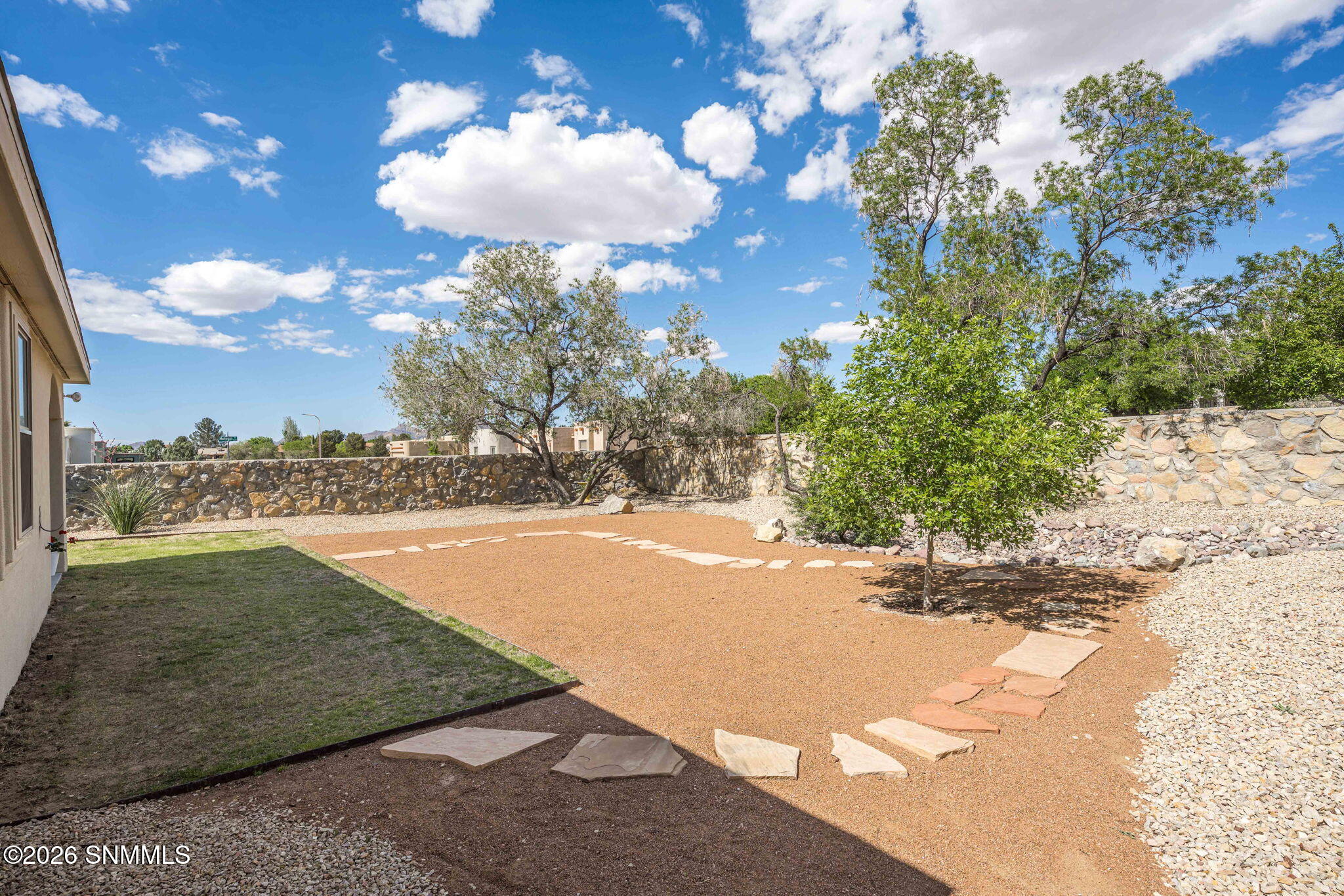 42-web-or-mls-Snappin Homes (Nemesh4074)