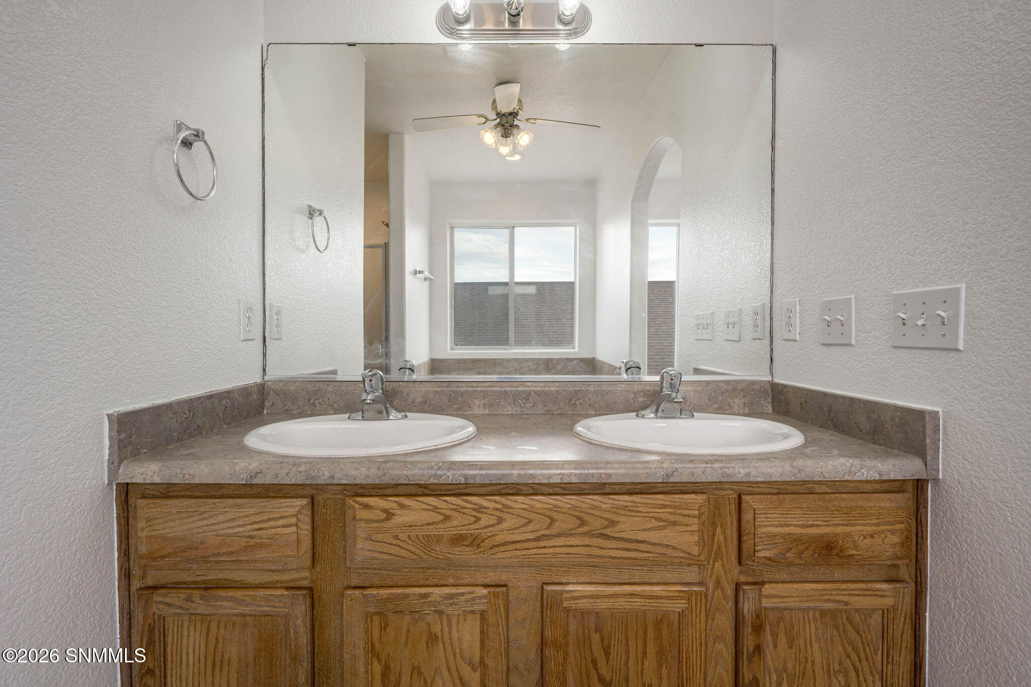 27-web-or-mls-Snappin Homes (Ancho2836)-