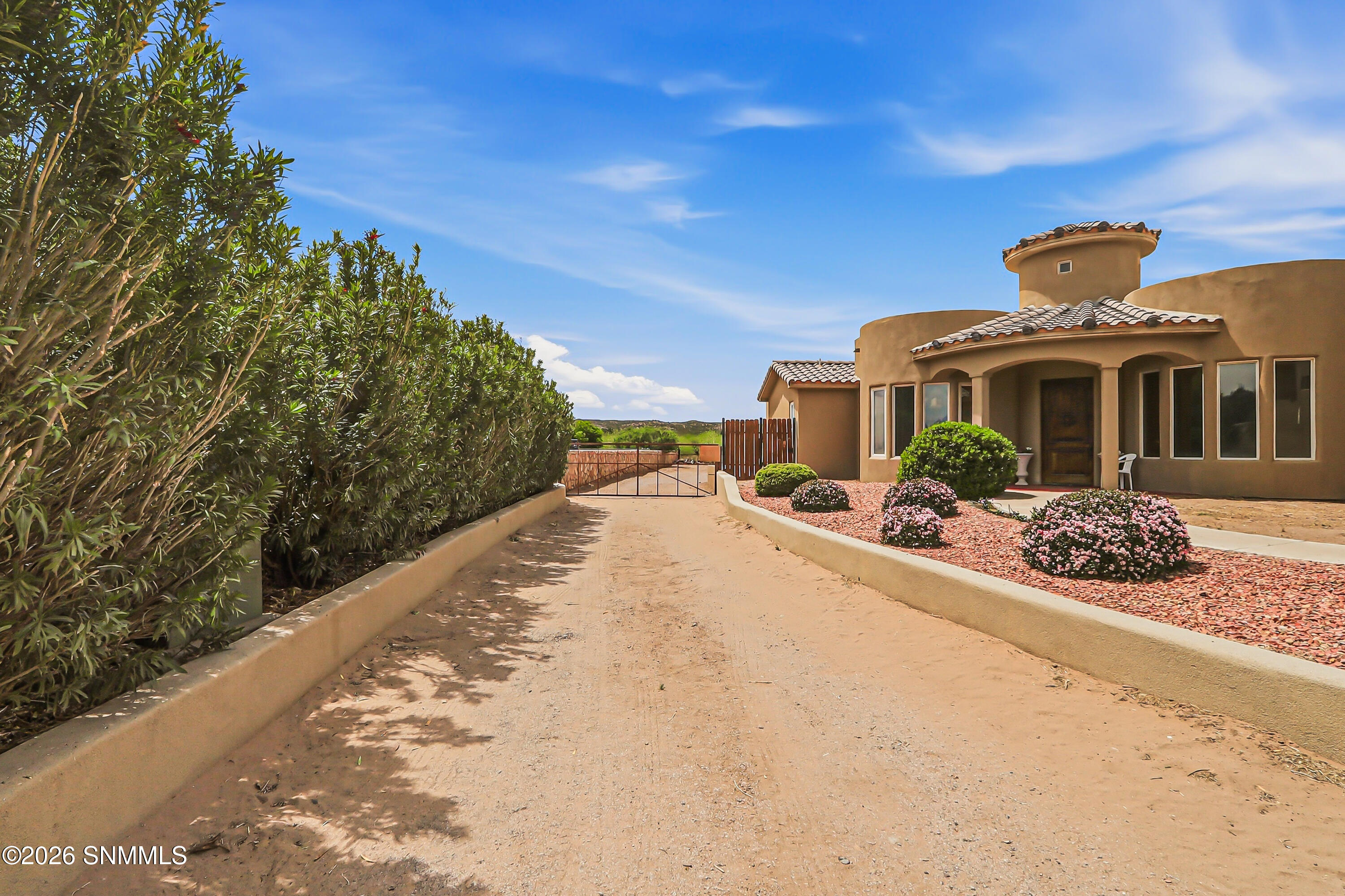 810 Banna - Photo 10