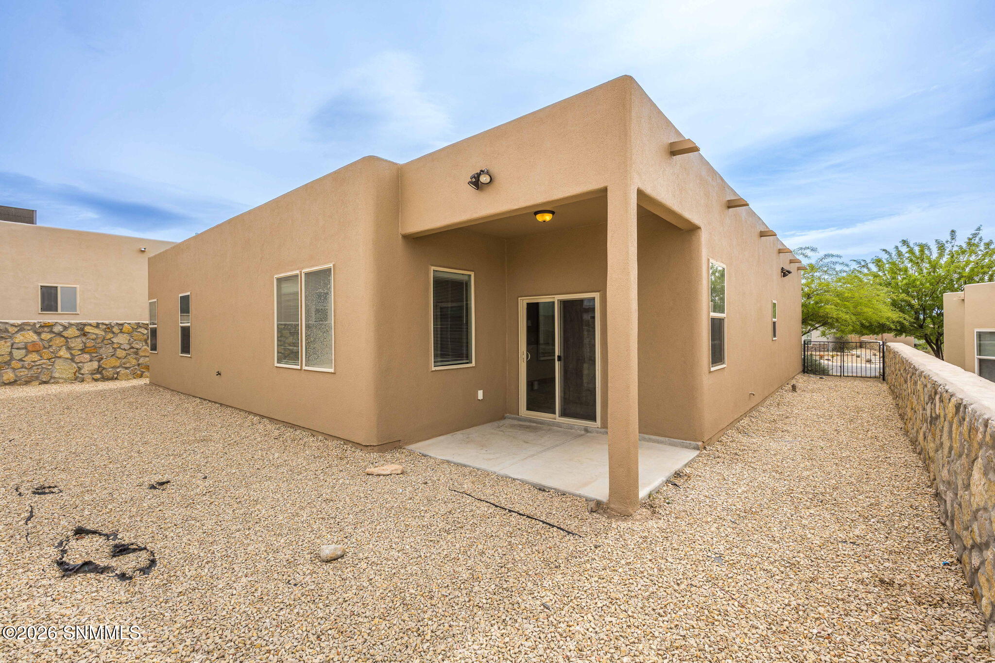 31-web-or-mls-Snappin Homes (ViaDelValle