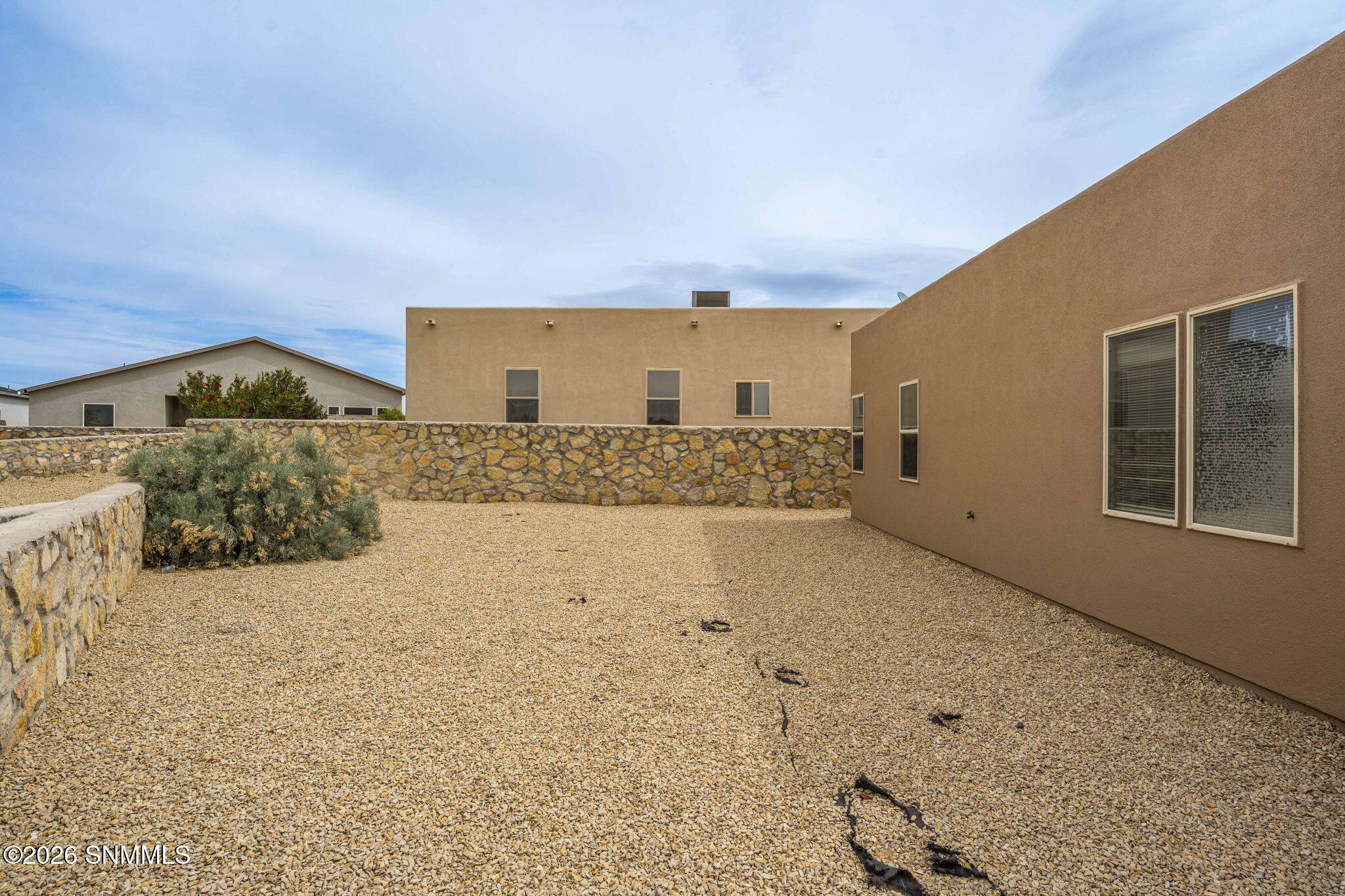 32-web-or-mls-Snappin Homes (ViaDelValle