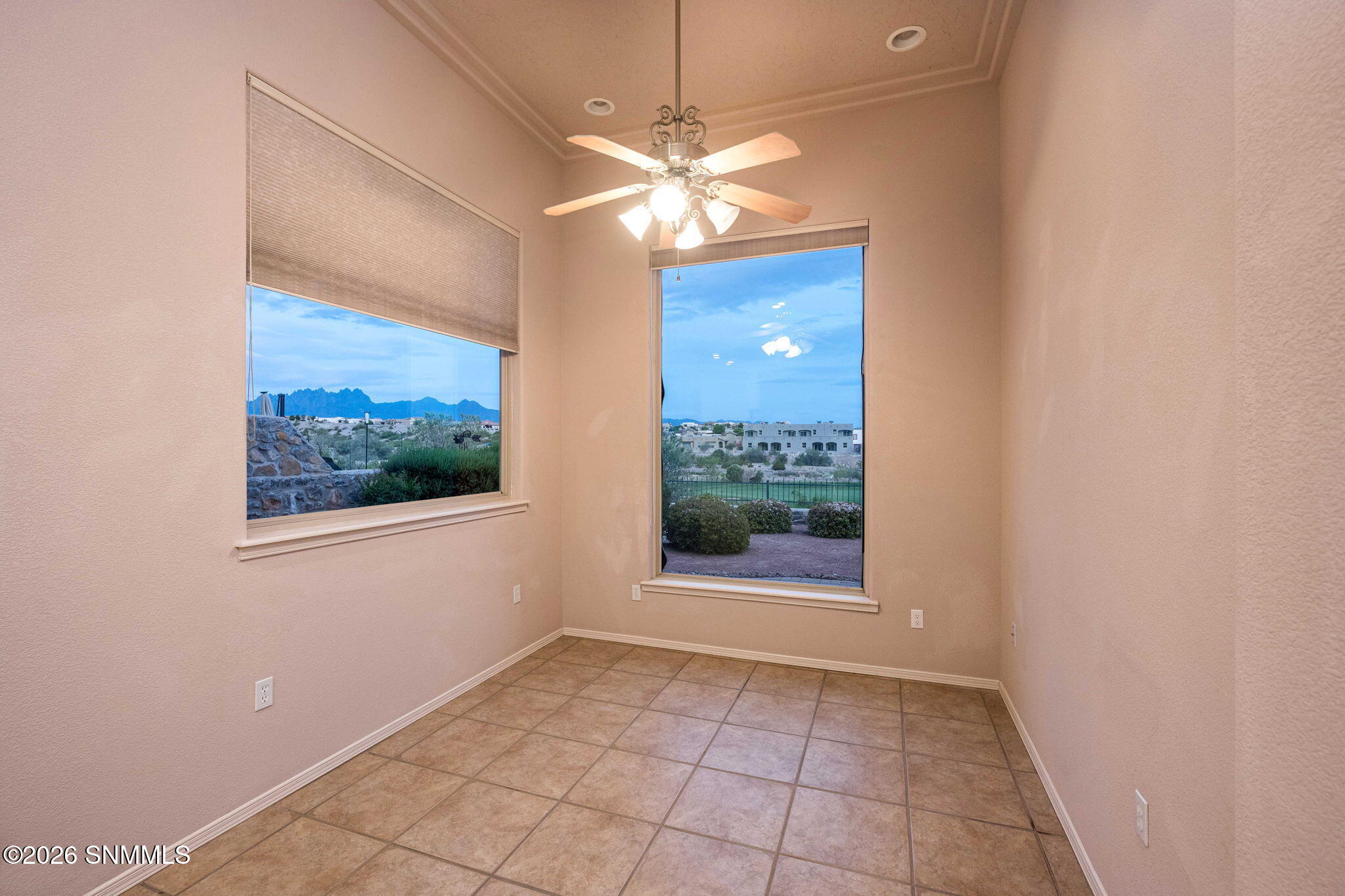 17-web-or-mls-Snappin Homes (Boulders167