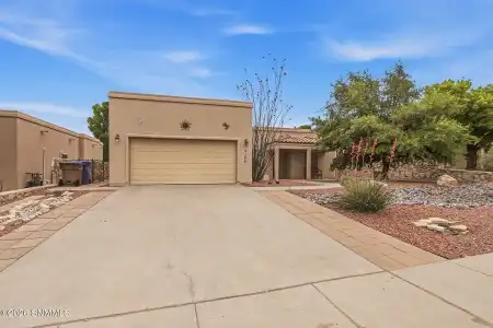 4146 Mojave Drive, Las Cruces, New Mexico 88005, 4 Bedrooms Bedrooms, ,2 BathroomsBathrooms,Residential,For Sale,Mojave,2601198