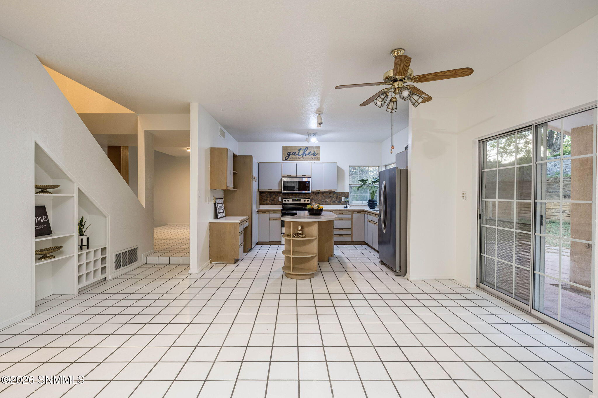 14-web-or-mls-Snappin Homes (SanFelipe22