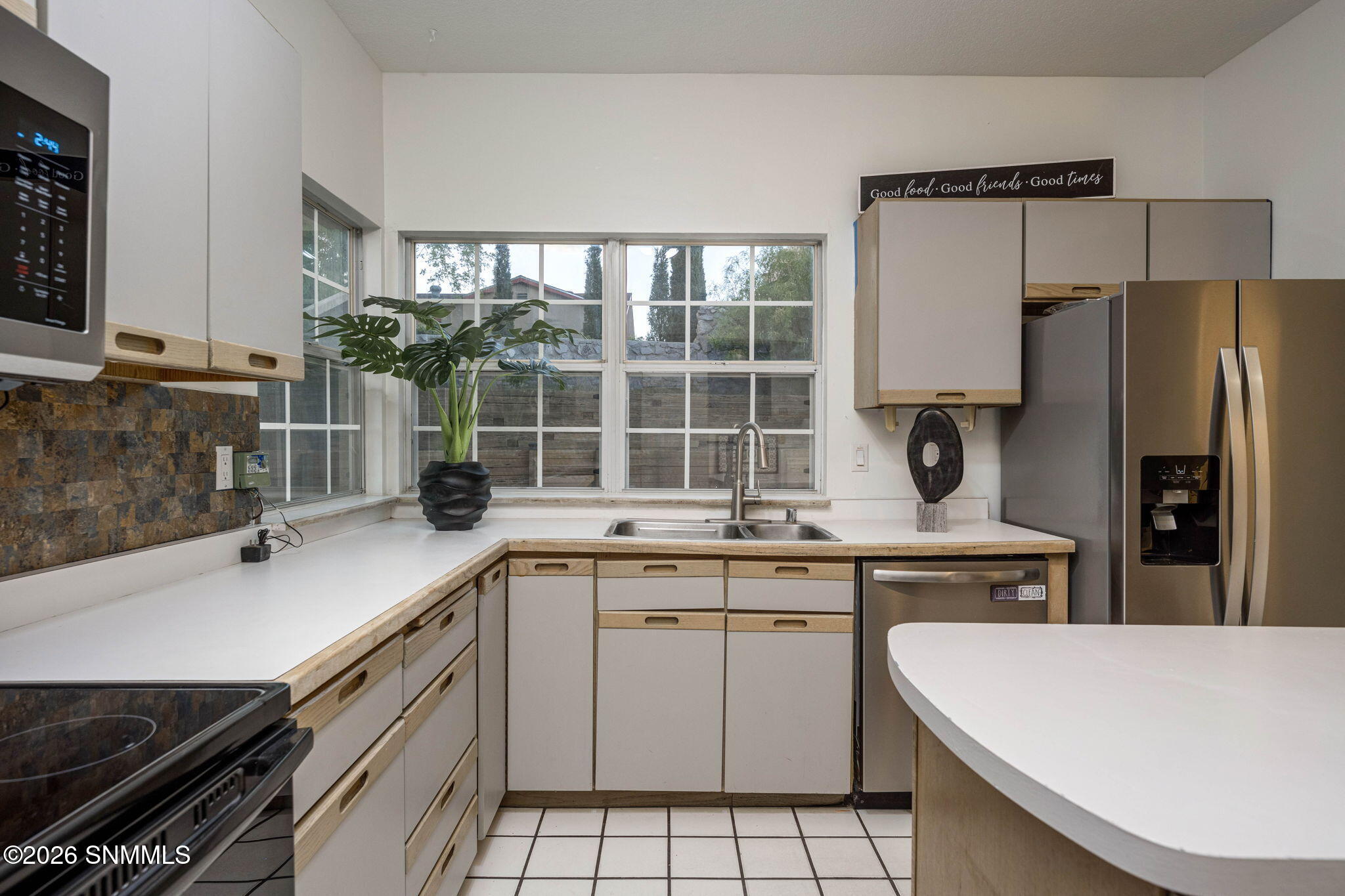 17-web-or-mls-Snappin Homes (SanFelipe22