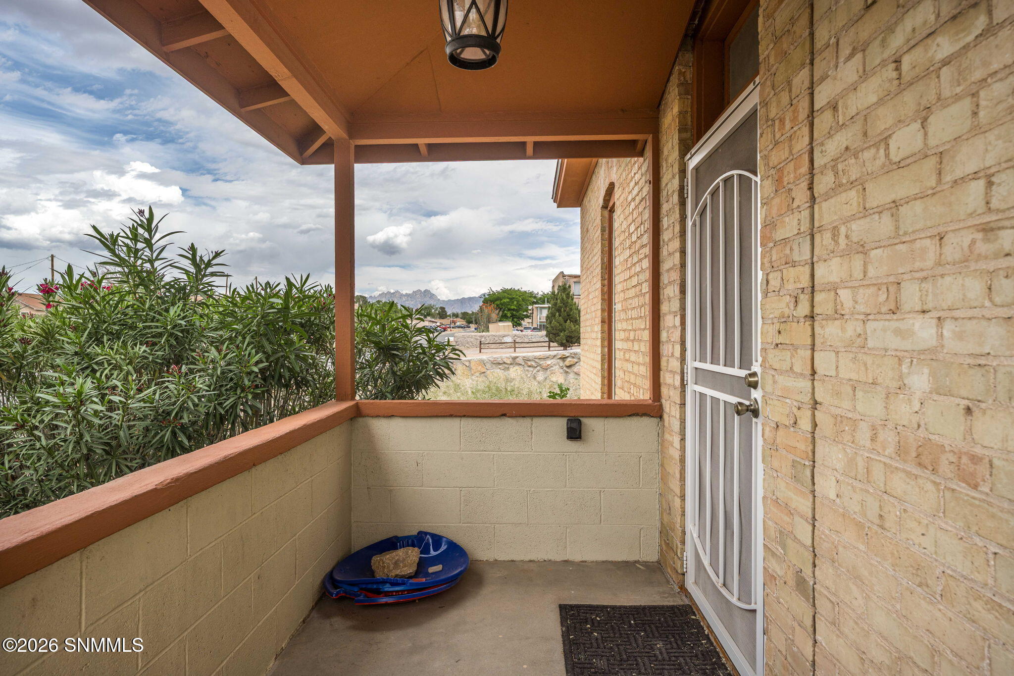 5-web-or-mls-Snappin Homes (Plain1010)-5