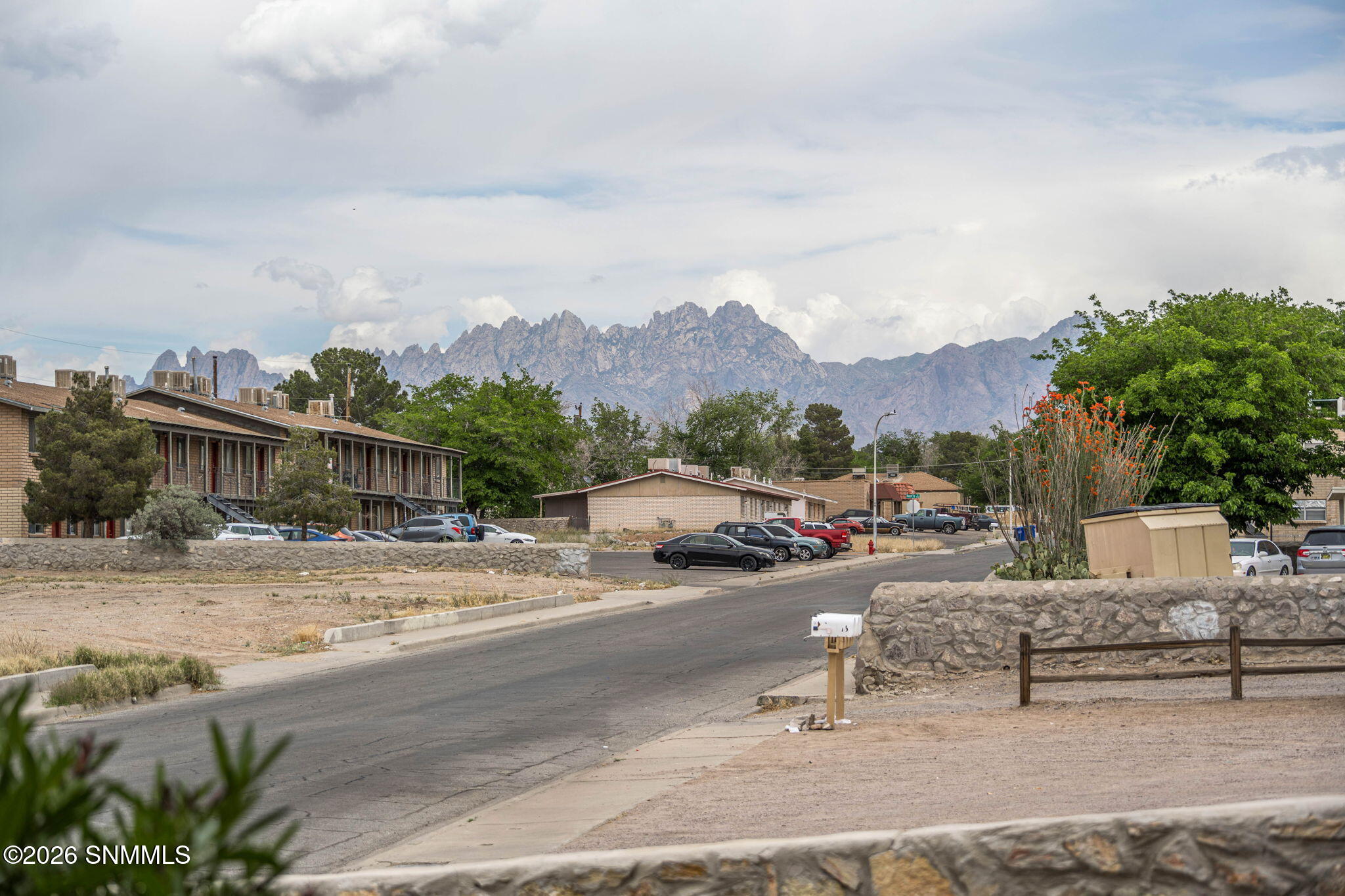 6-web-or-mls-Snappin Homes (Plain1010)-6