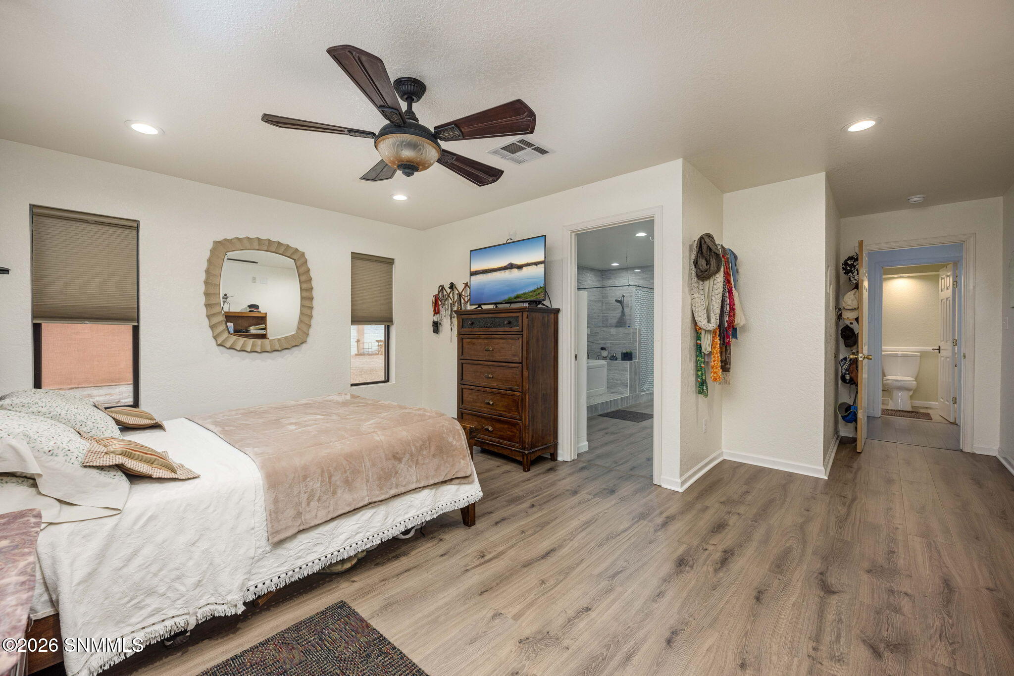 22-web-or-mls-Snappin Homes (Brown1461)-