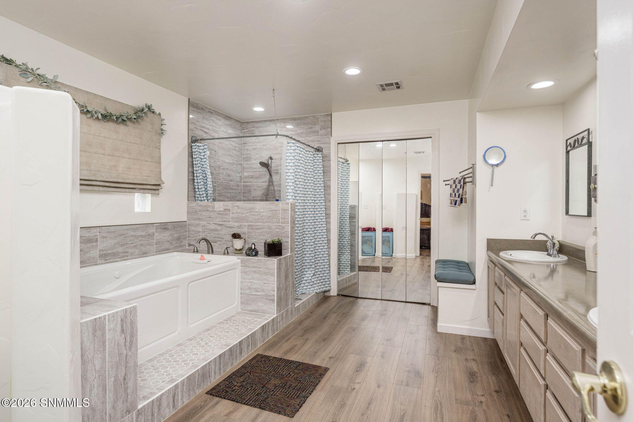 24-web-or-mls-Snappin Homes (Brown1461)-