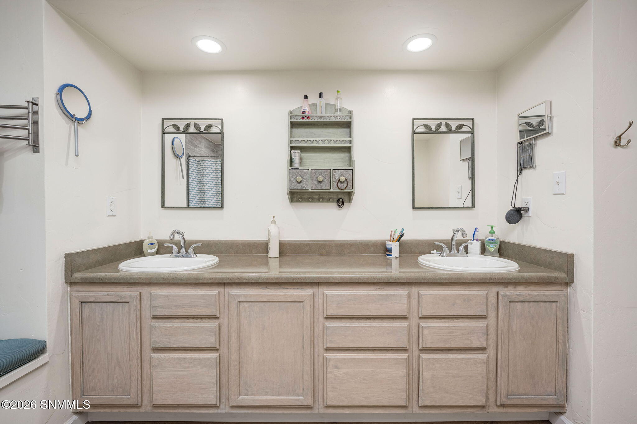 26-web-or-mls-Snappin Homes (Brown1461)-