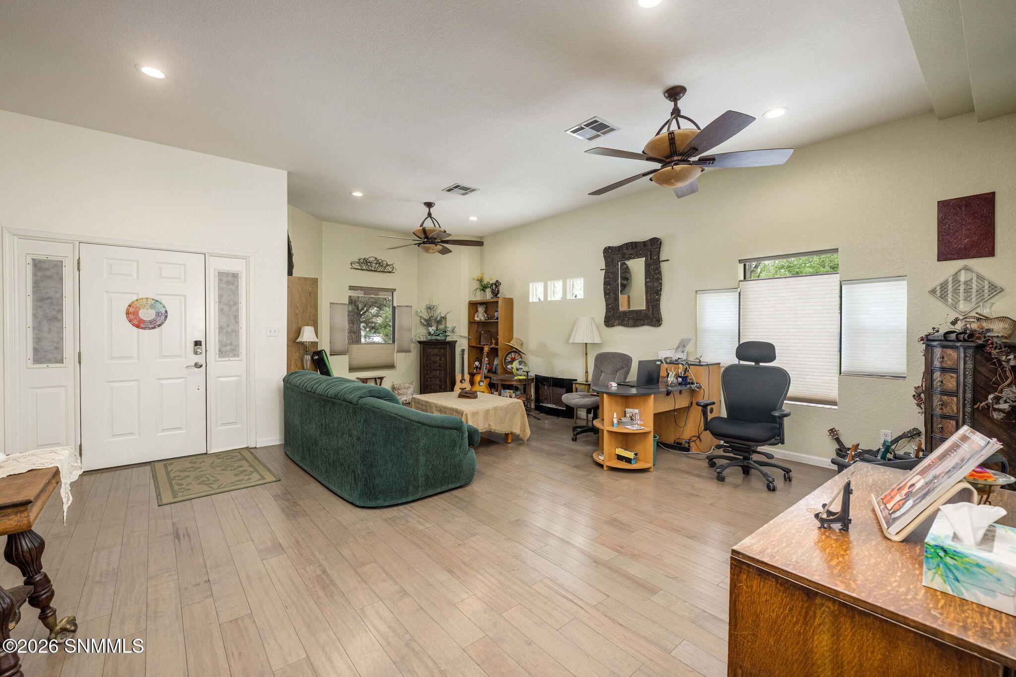 6-web-or-mls-Snappin Homes (Brown1461)-6