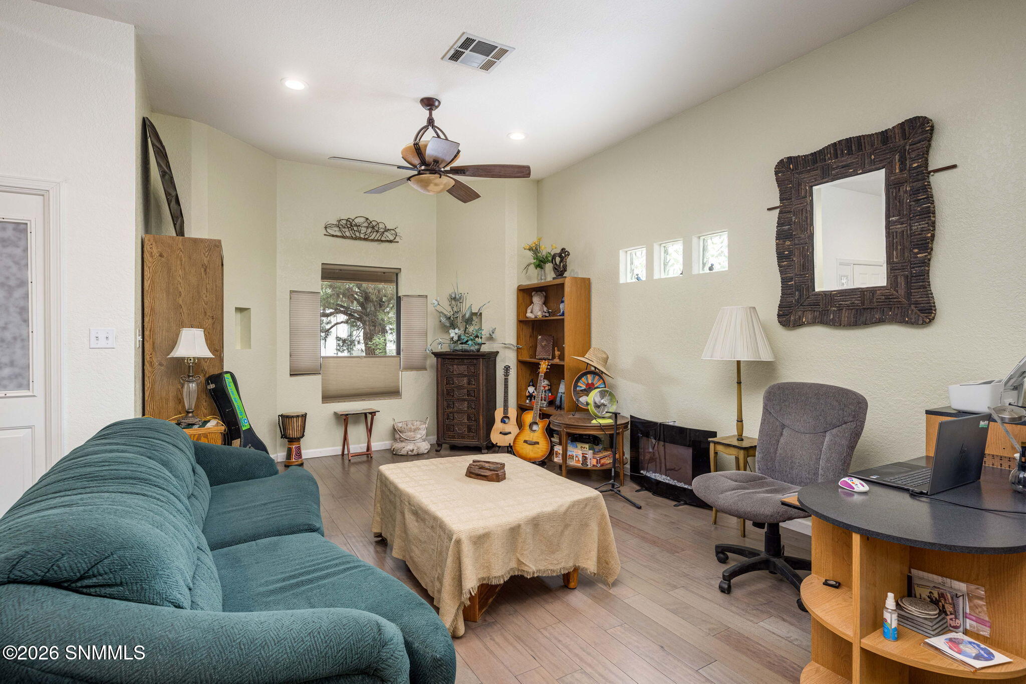 7-web-or-mls-Snappin Homes (Brown1461)-7