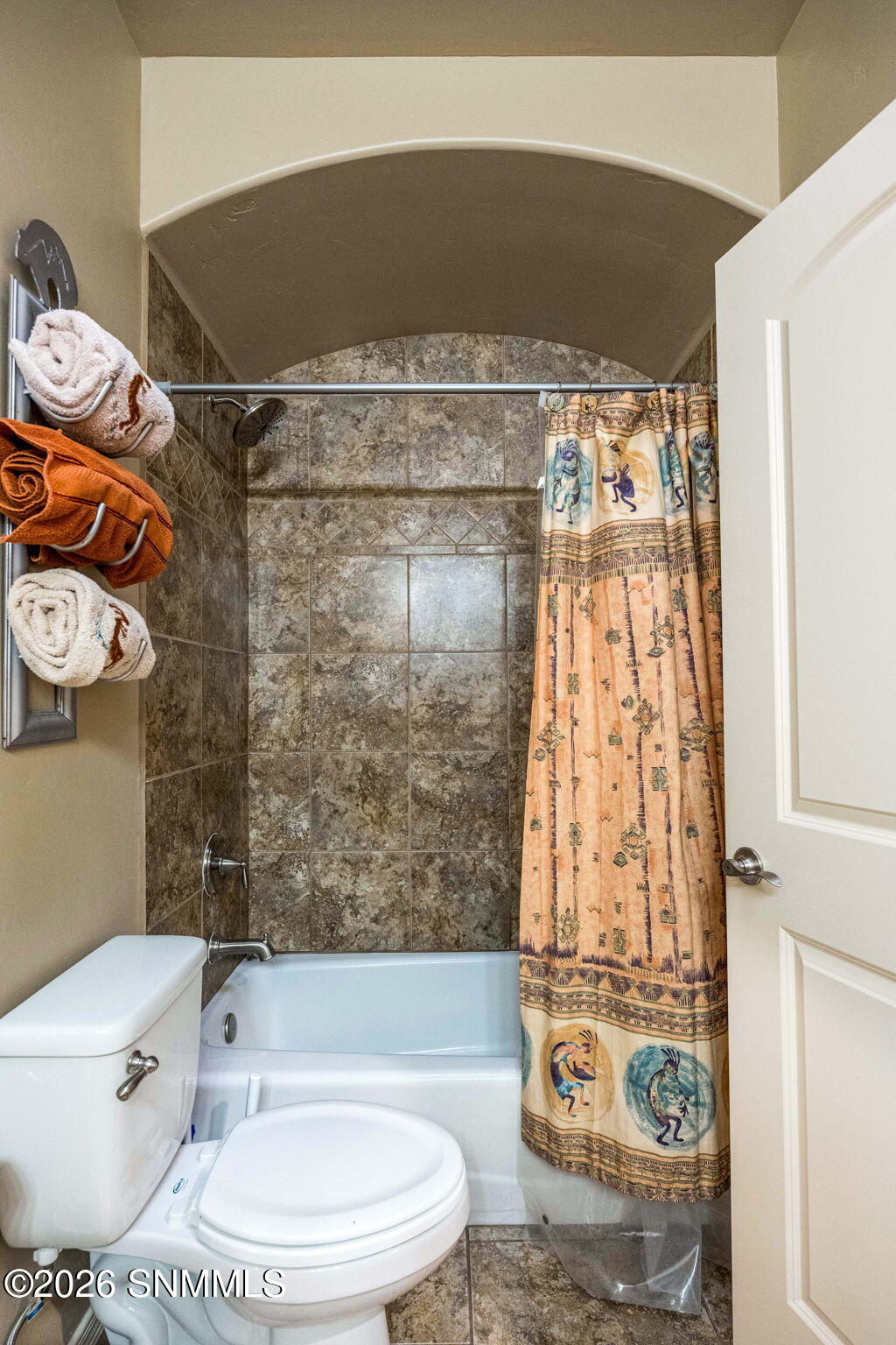 39-web-or-mls-Snappin Homes (Isleta4335)