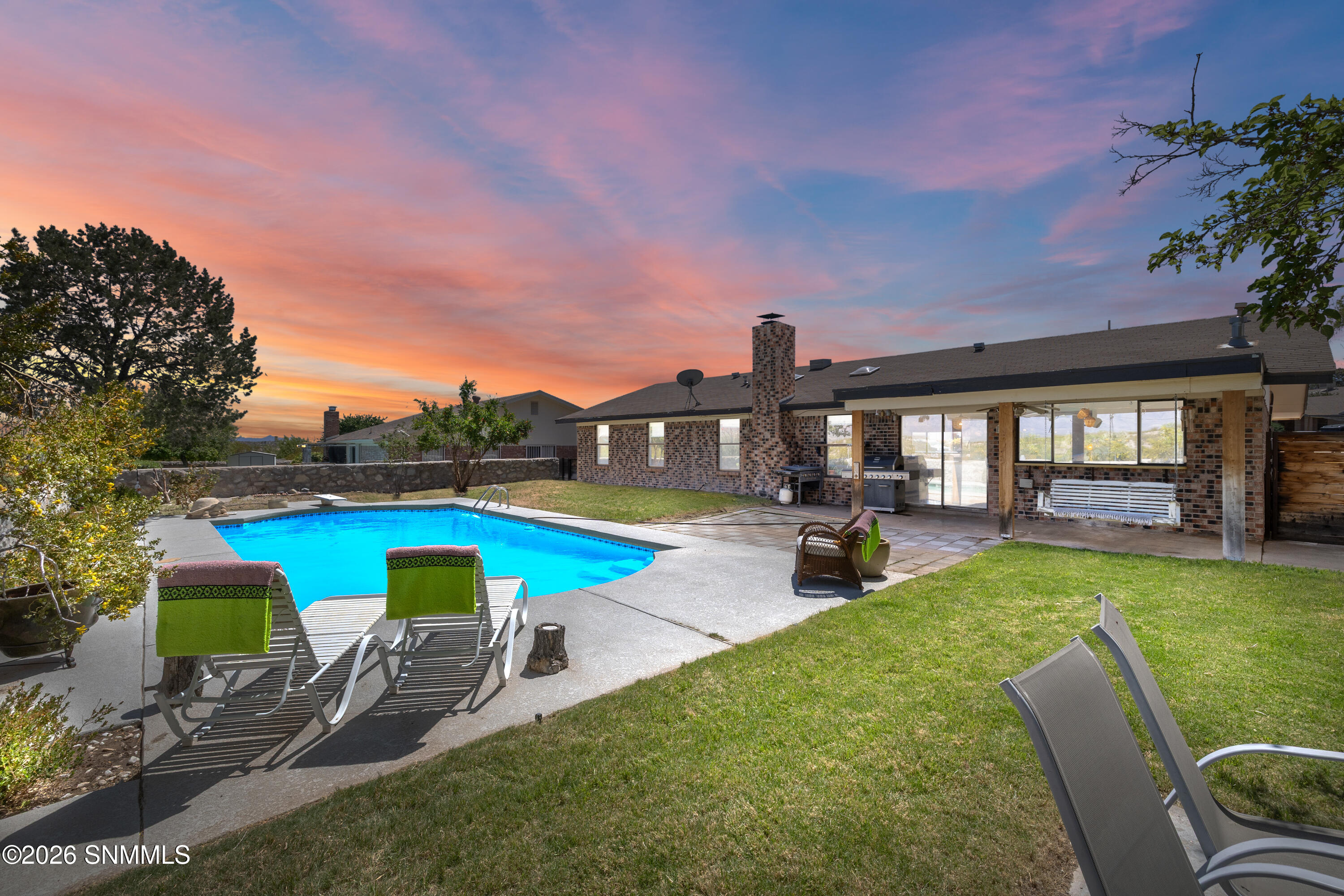 1655-Candelight-MLS-Camera-Guy-28