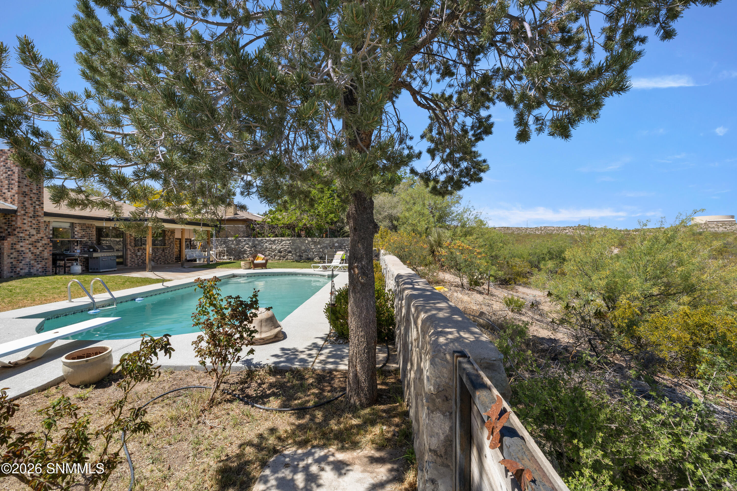 1655-Candelight-MLS-Camera-Guy-31