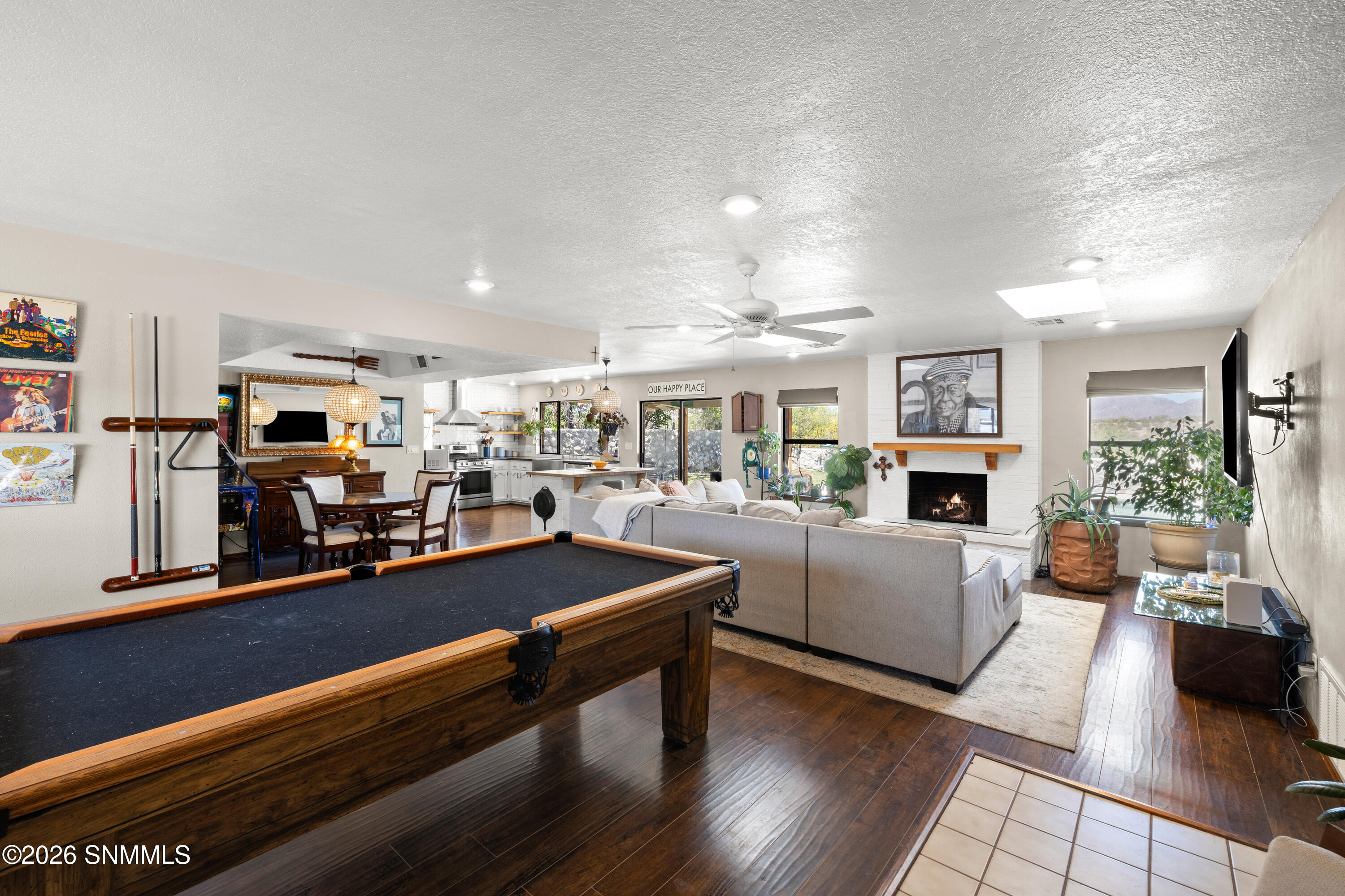 1655-Candelight-MLS-Camera-Guy-5