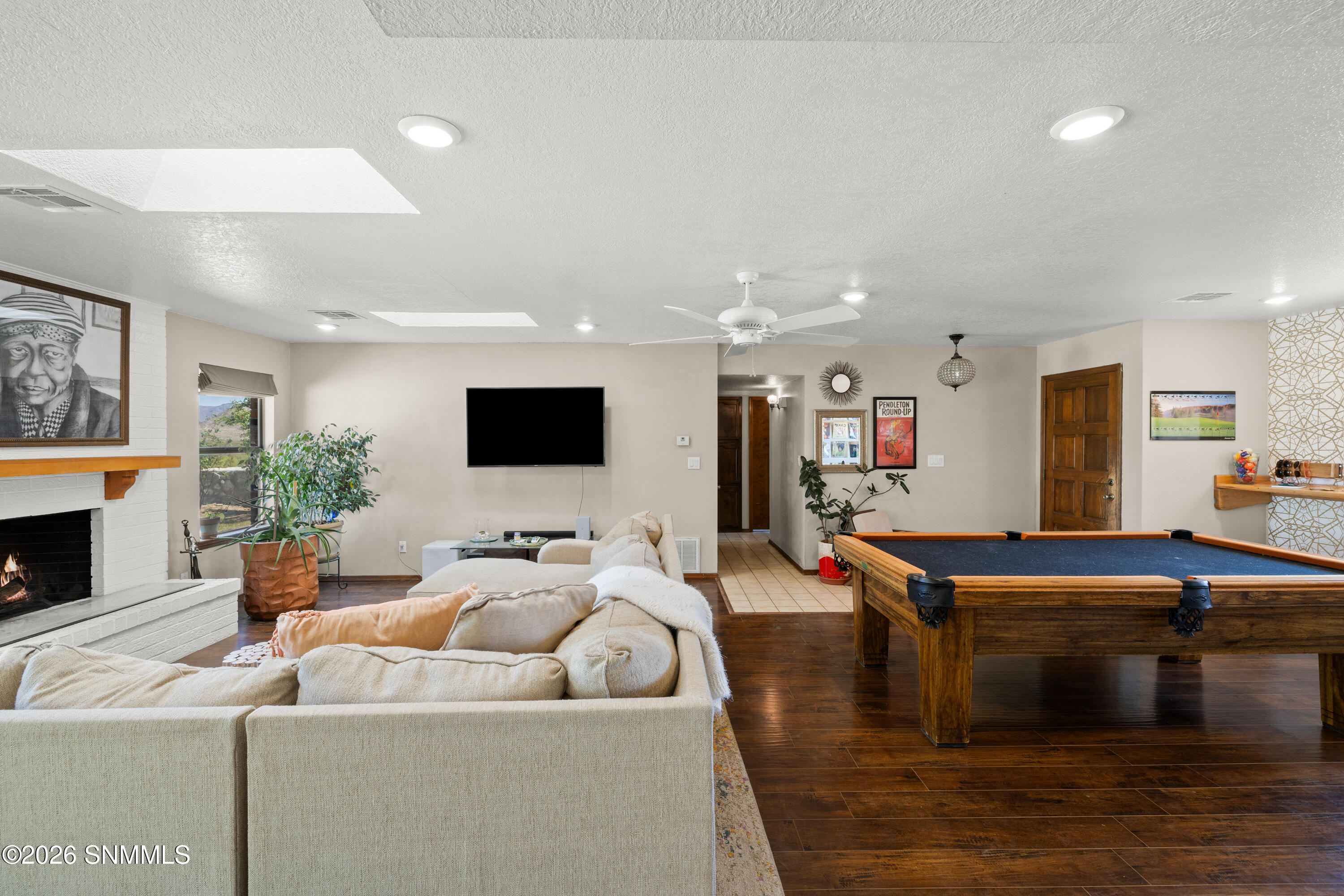 1655-Candelight-MLS-Camera-Guy-8