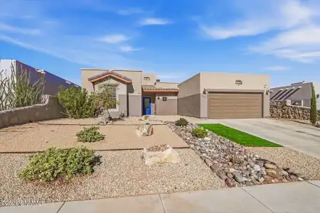 2555 Petaluma Avenue, Las Cruces, New Mexico 88011, 4 Bedrooms Bedrooms, ,2.5 BathroomsBathrooms,Residential,For Sale,Petaluma,2601221