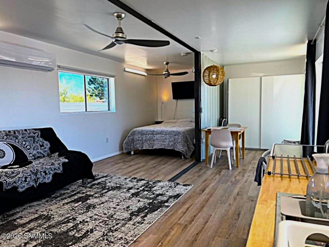 0a7cb85a-fa24-4e5d-8f6e-b80e55d72733