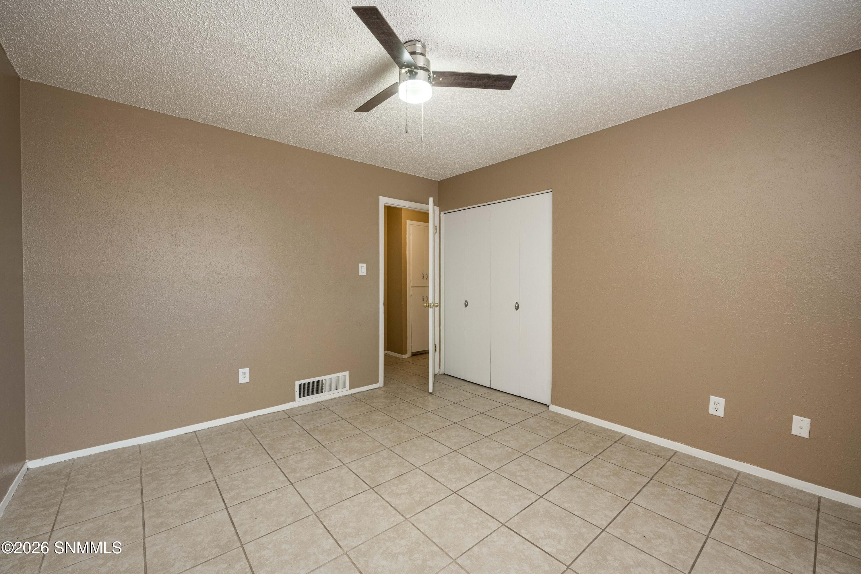 Snappin Homes (Cummings1971)-15