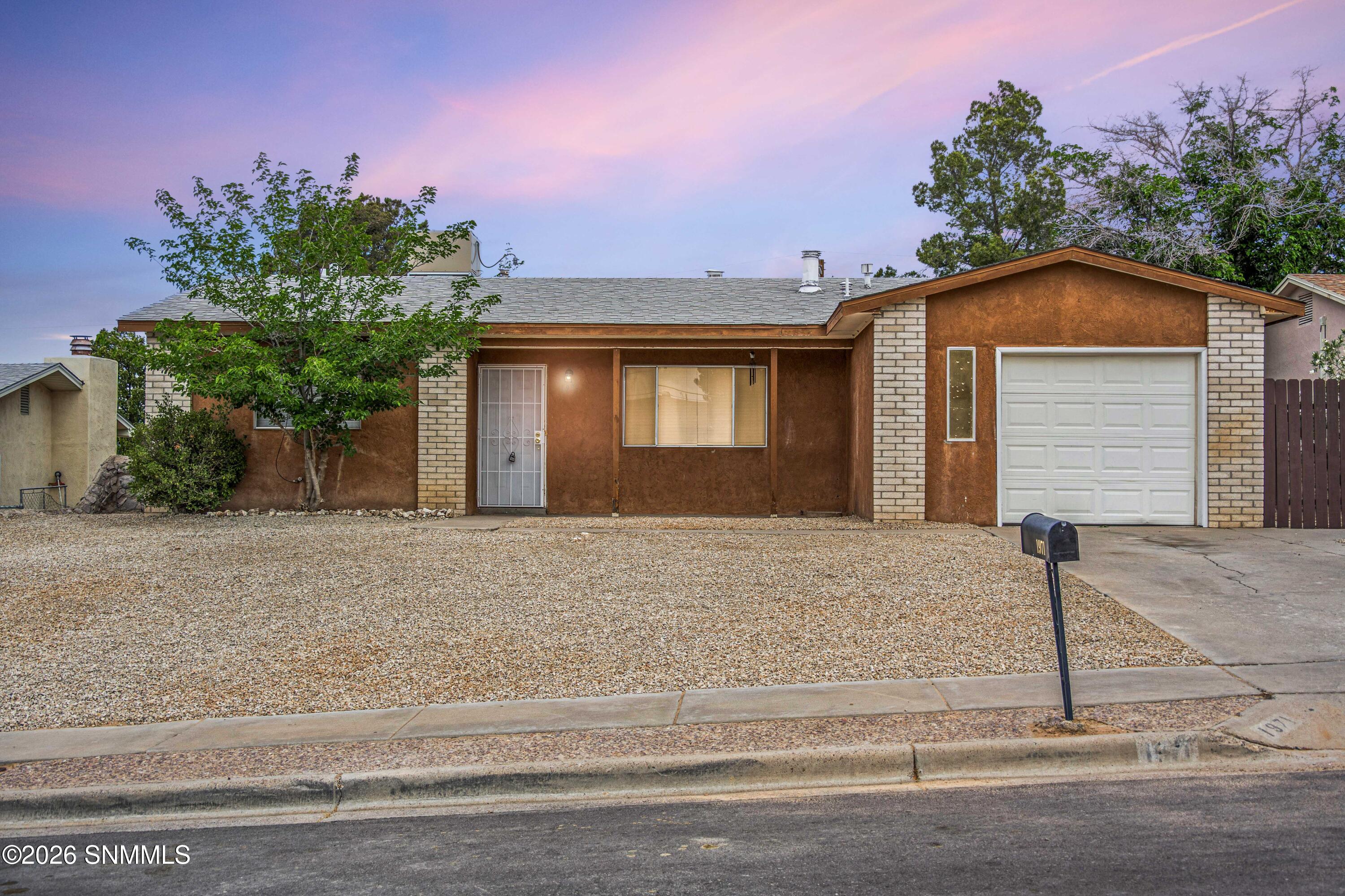 Snappin Homes (Cummings1971)-35