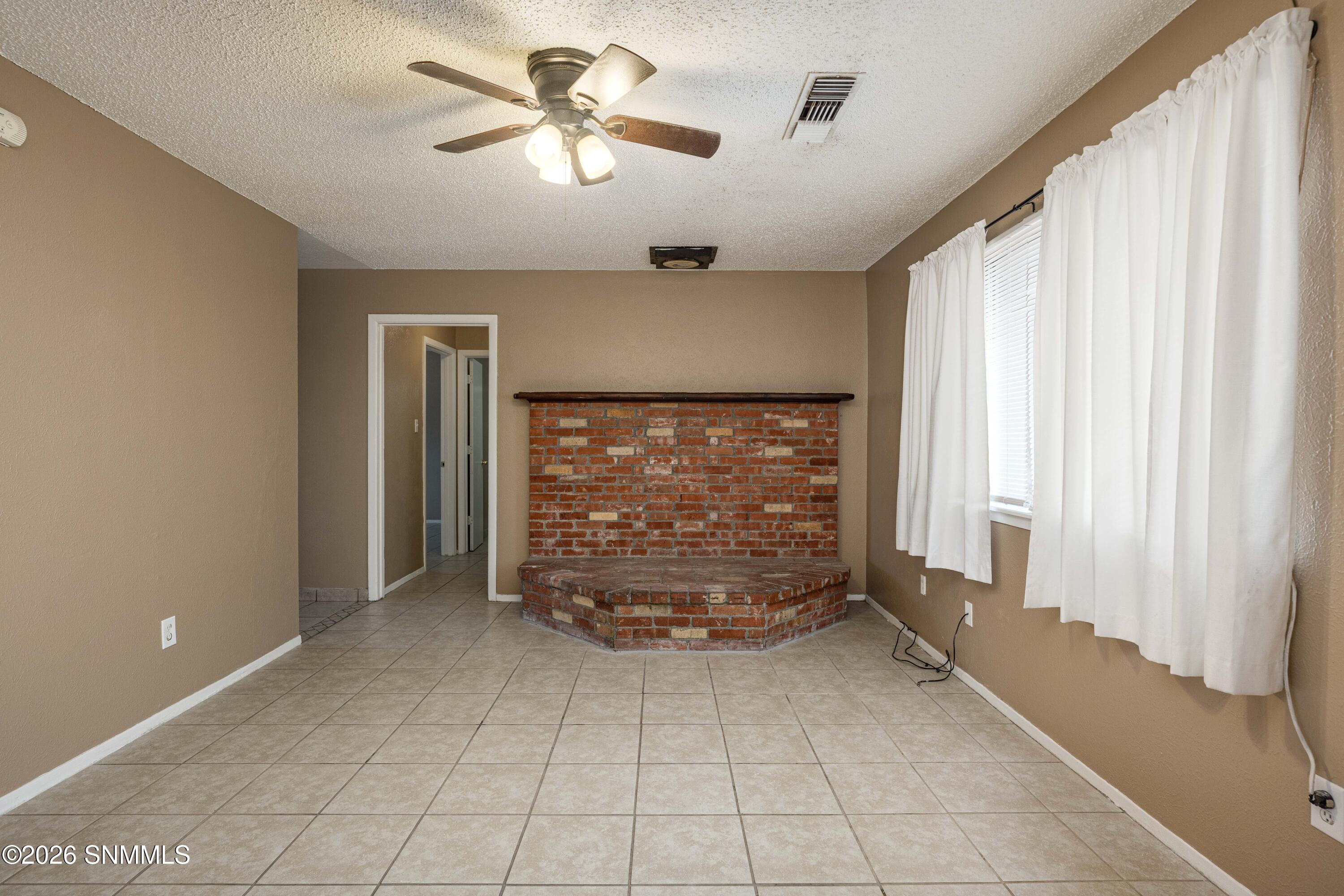 Snappin Homes (Cummings1971)-6