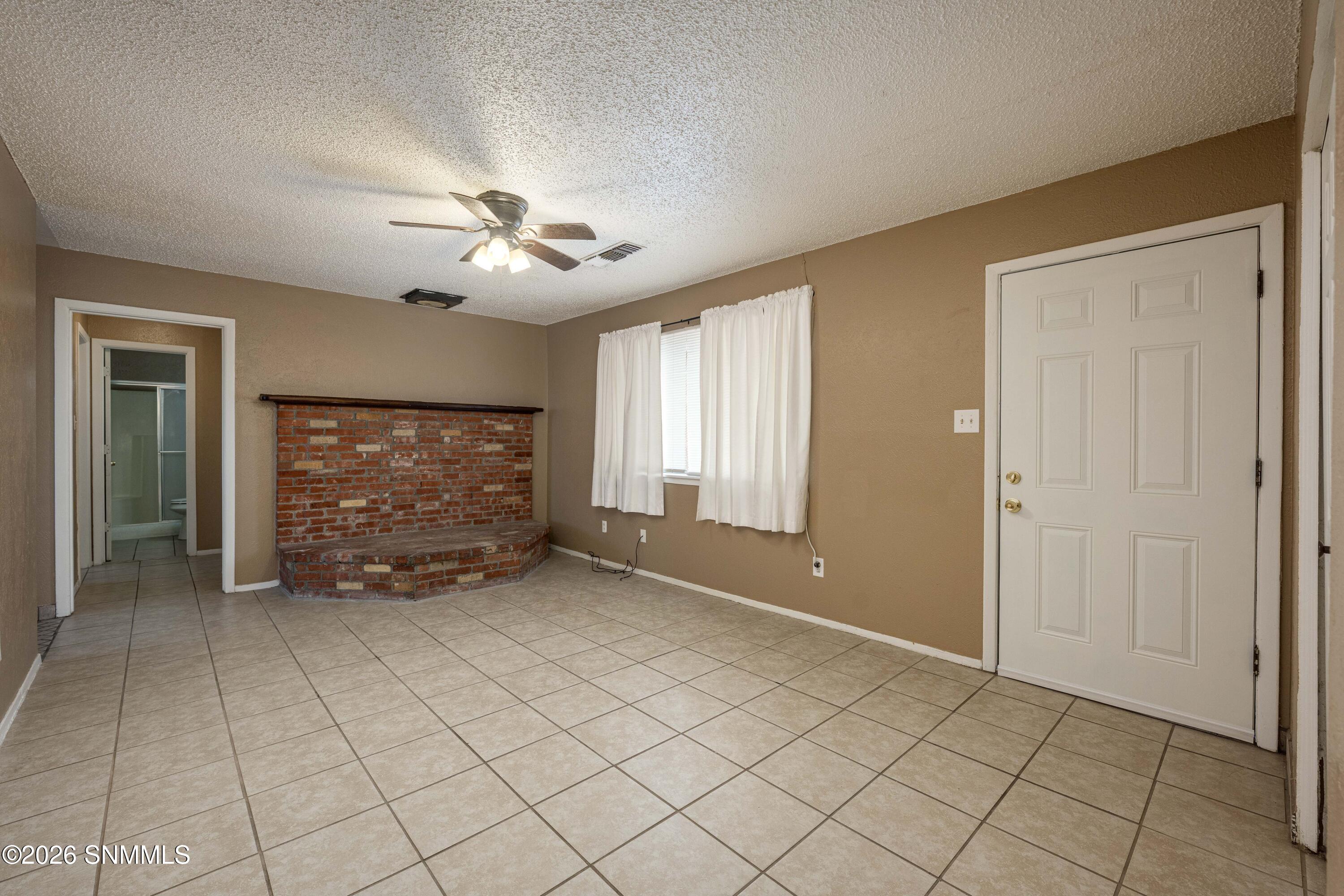 Snappin Homes (Cummings1971)-7