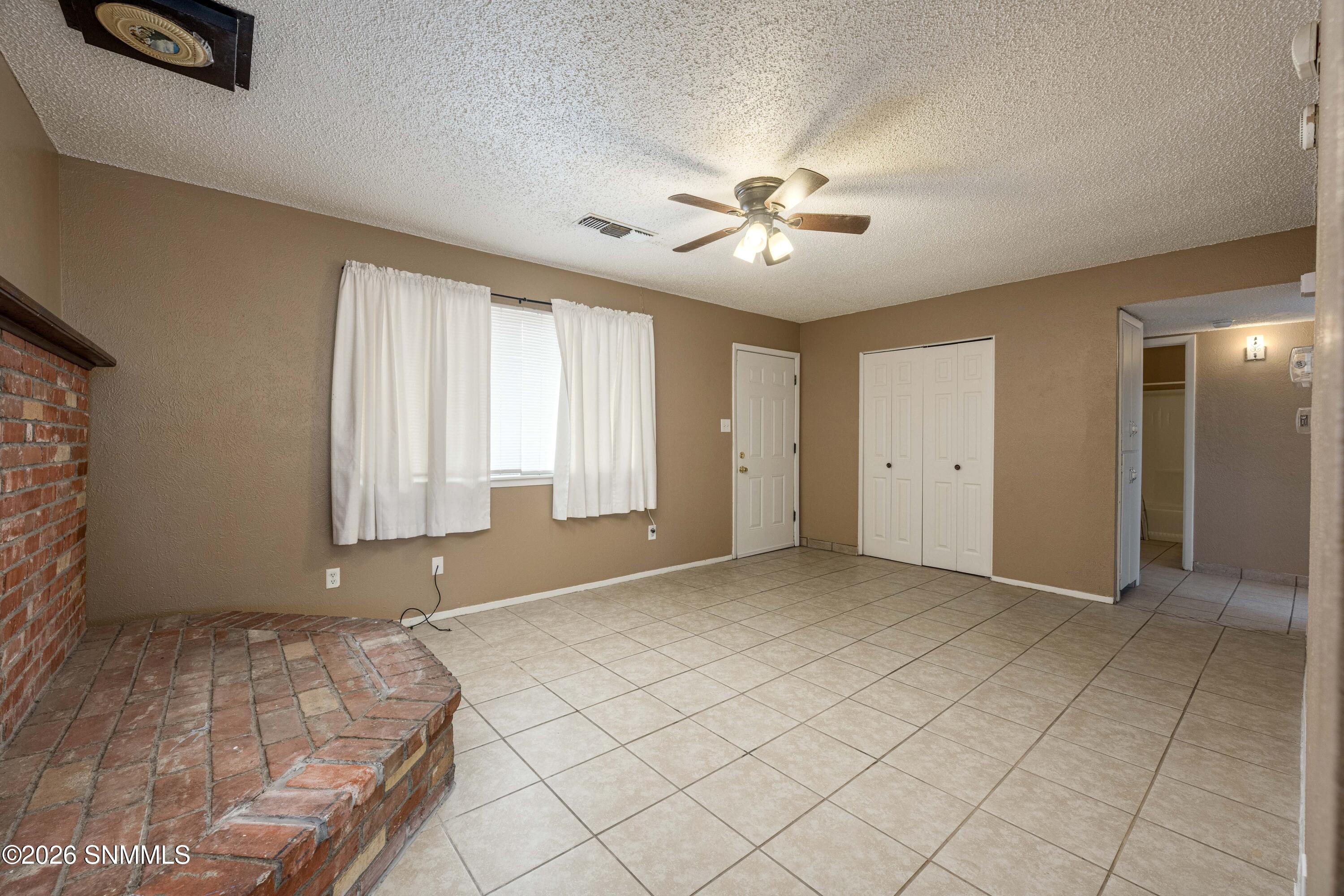 Snappin Homes (Cummings1971)-8