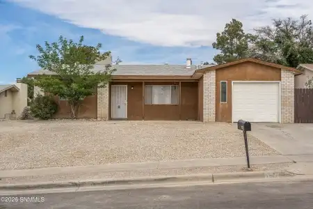1971 Cummings Court, Las Cruces, New Mexico 88001, 4 Bedrooms Bedrooms, ,2 BathroomsBathrooms,Residential,For Sale,Cummings,2601226
