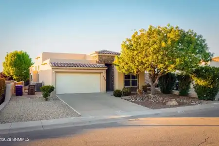 4059 Bella Sierra Court, Las Cruces, New Mexico 88011, 3 Bedrooms Bedrooms, ,2 BathroomsBathrooms,Residential,For Sale,Bella Sierra,2601231