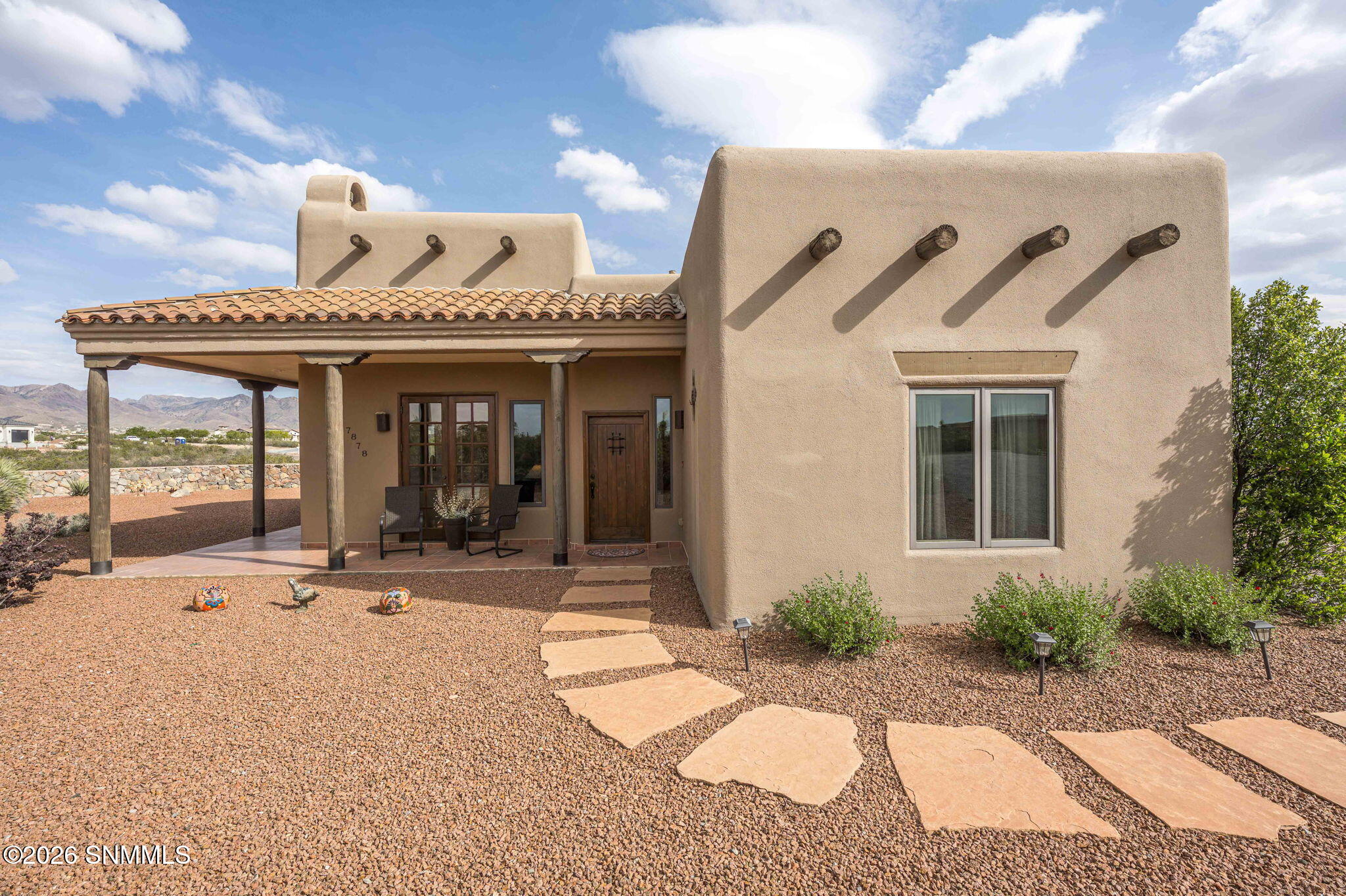 2-web-or-mls-Snappin Homes (LionDenCanyo