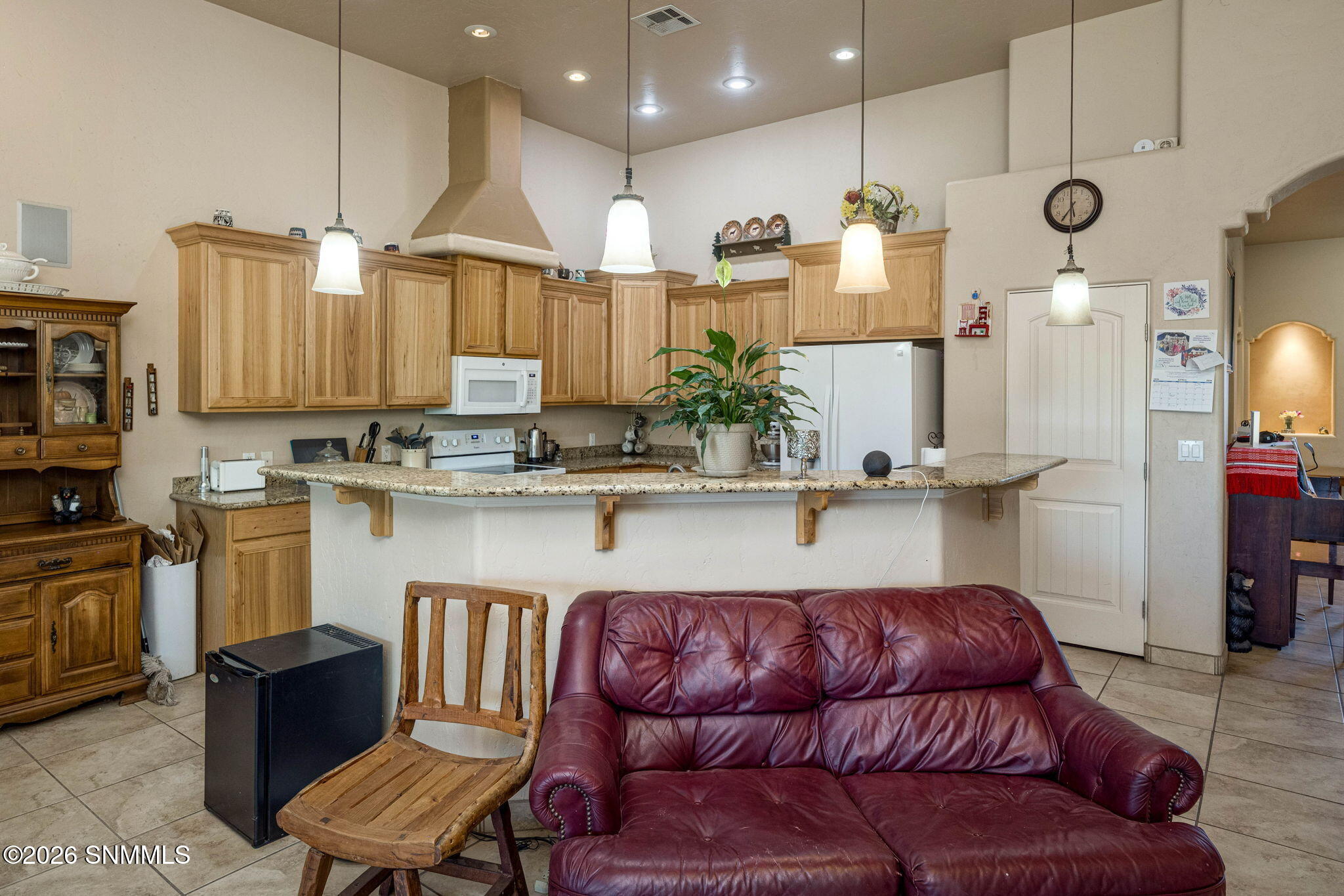 17-web-or-mls-Snappin Homes (Wall293)-17