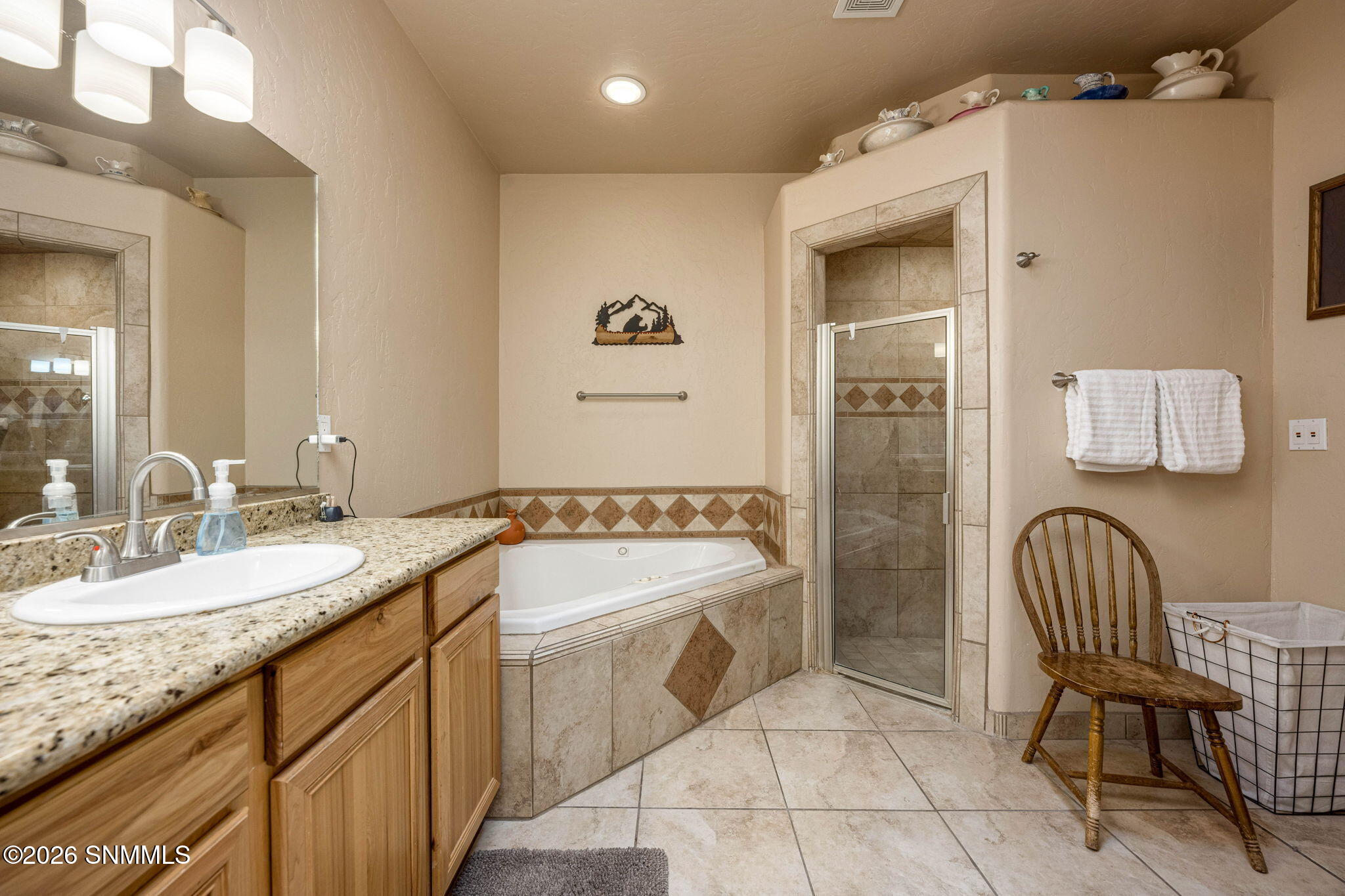 29-web-or-mls-Snappin Homes (Wall293)-29