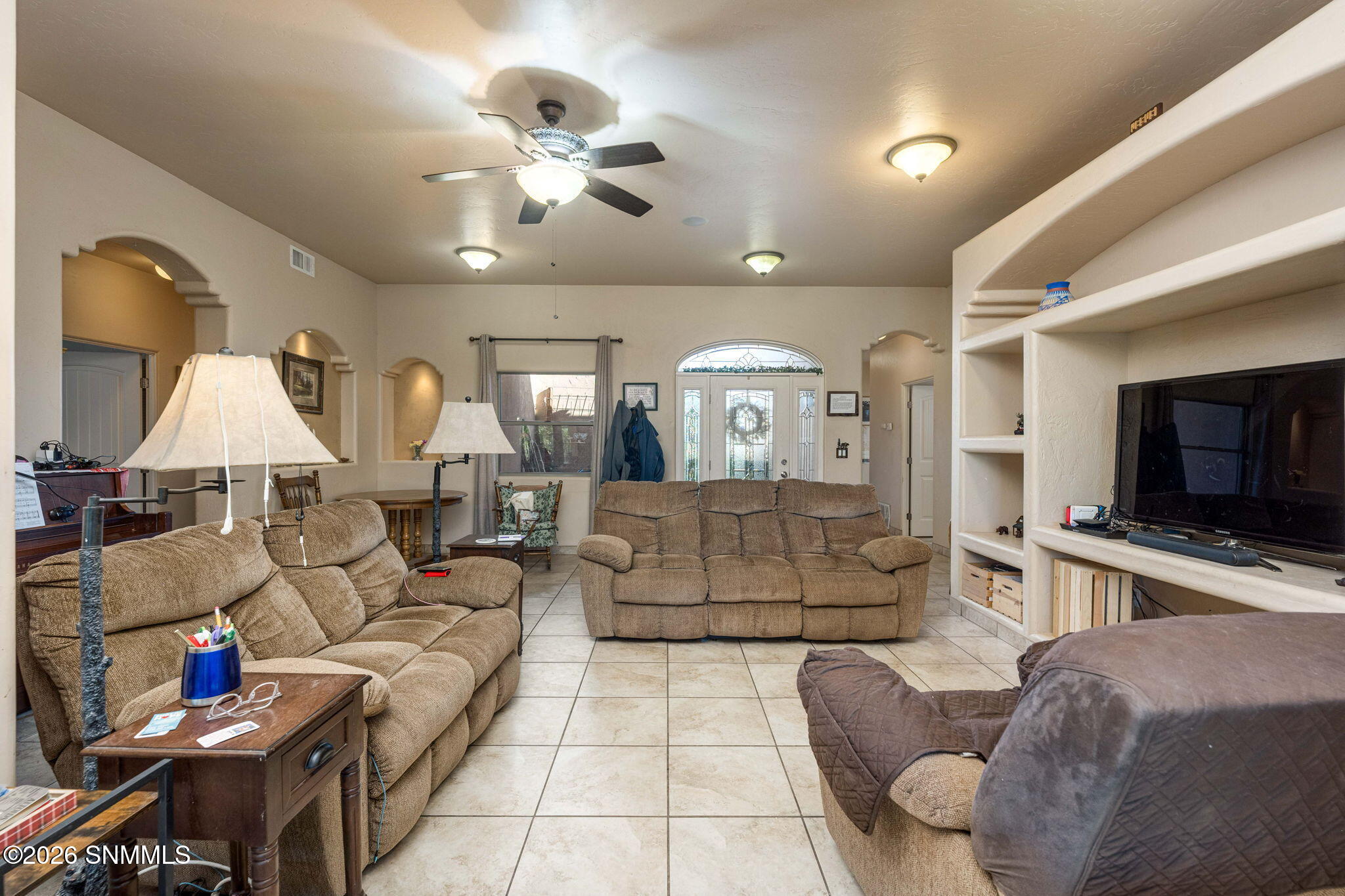 9-web-or-mls-Snappin Homes (Wall293)-9