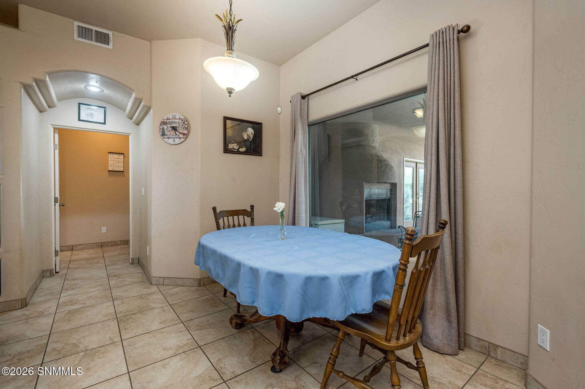 10-web-or-mls-Snappin Homes (Wall293)-10