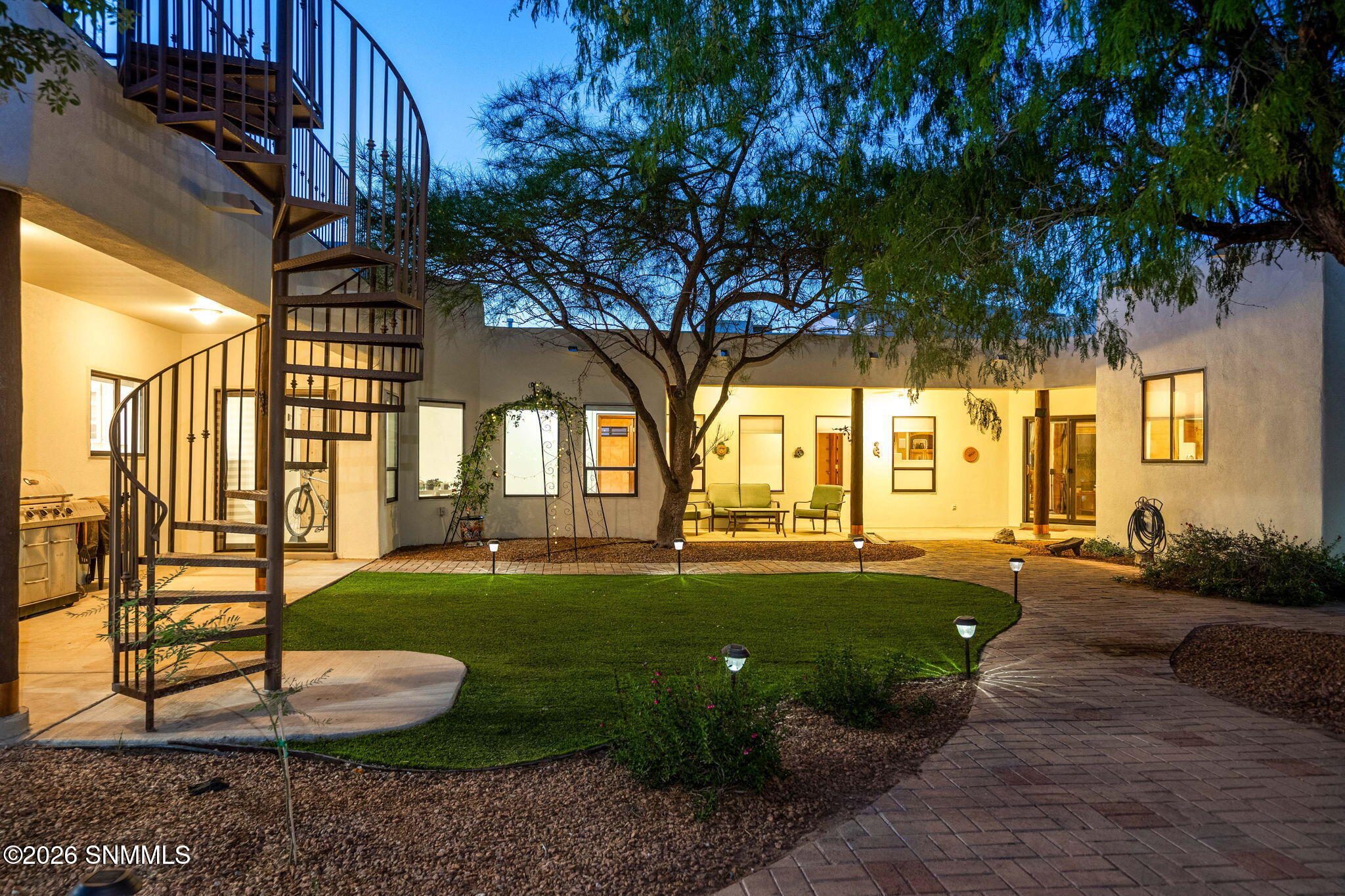 51-web-or-mls-Snappin Homes (Superstitio