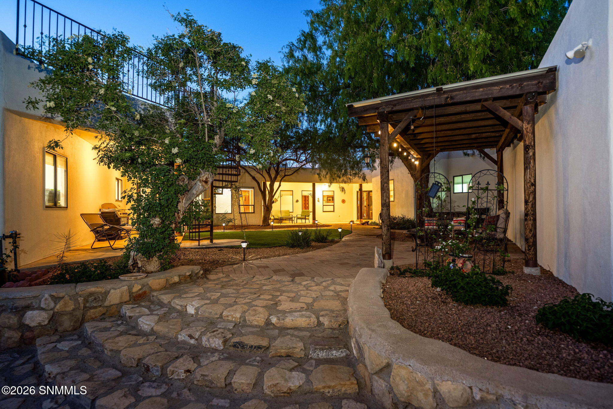 52-web-or-mls-Snappin Homes (Superstitio