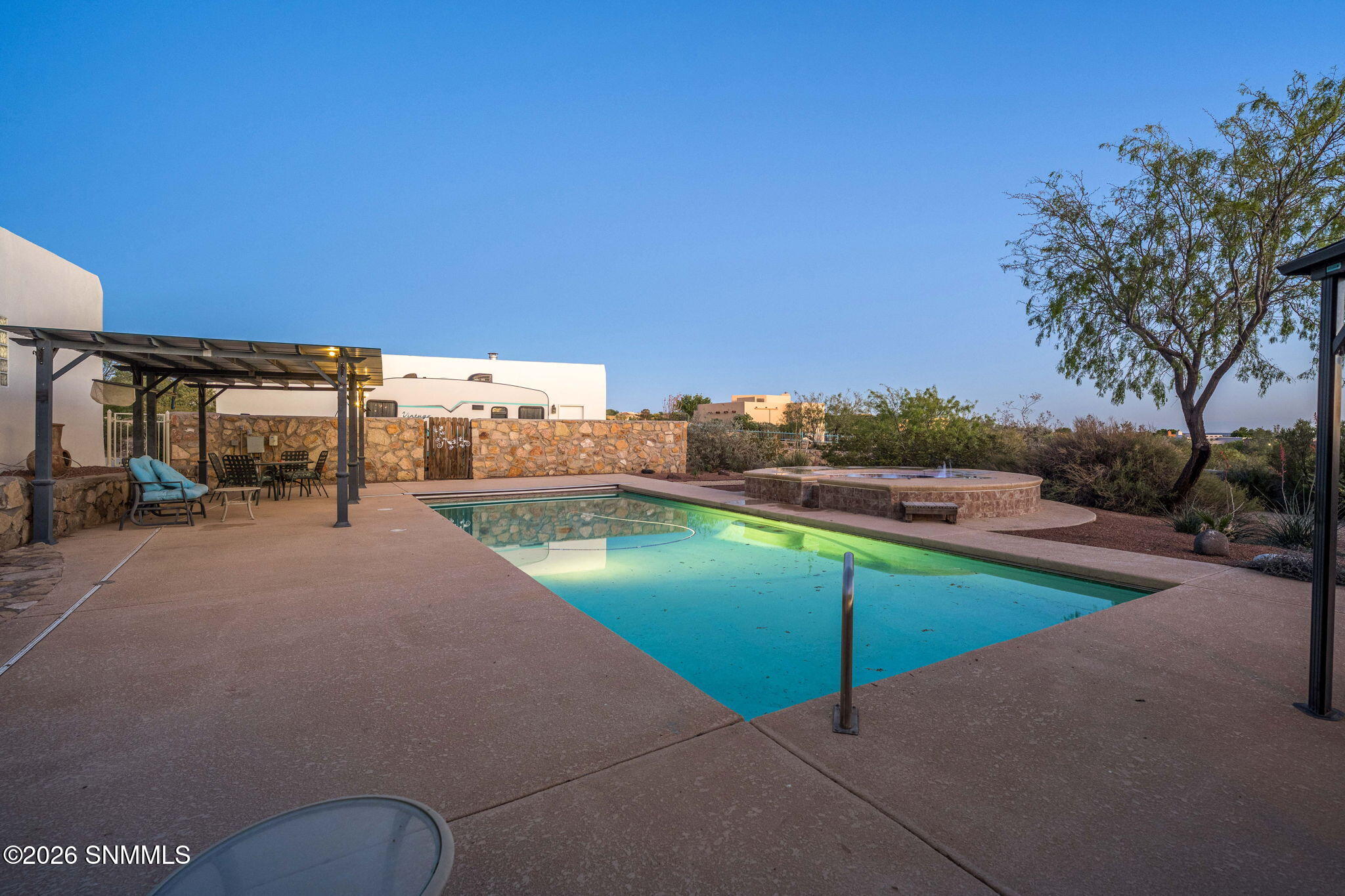 55-web-or-mls-Snappin Homes (Superstitio